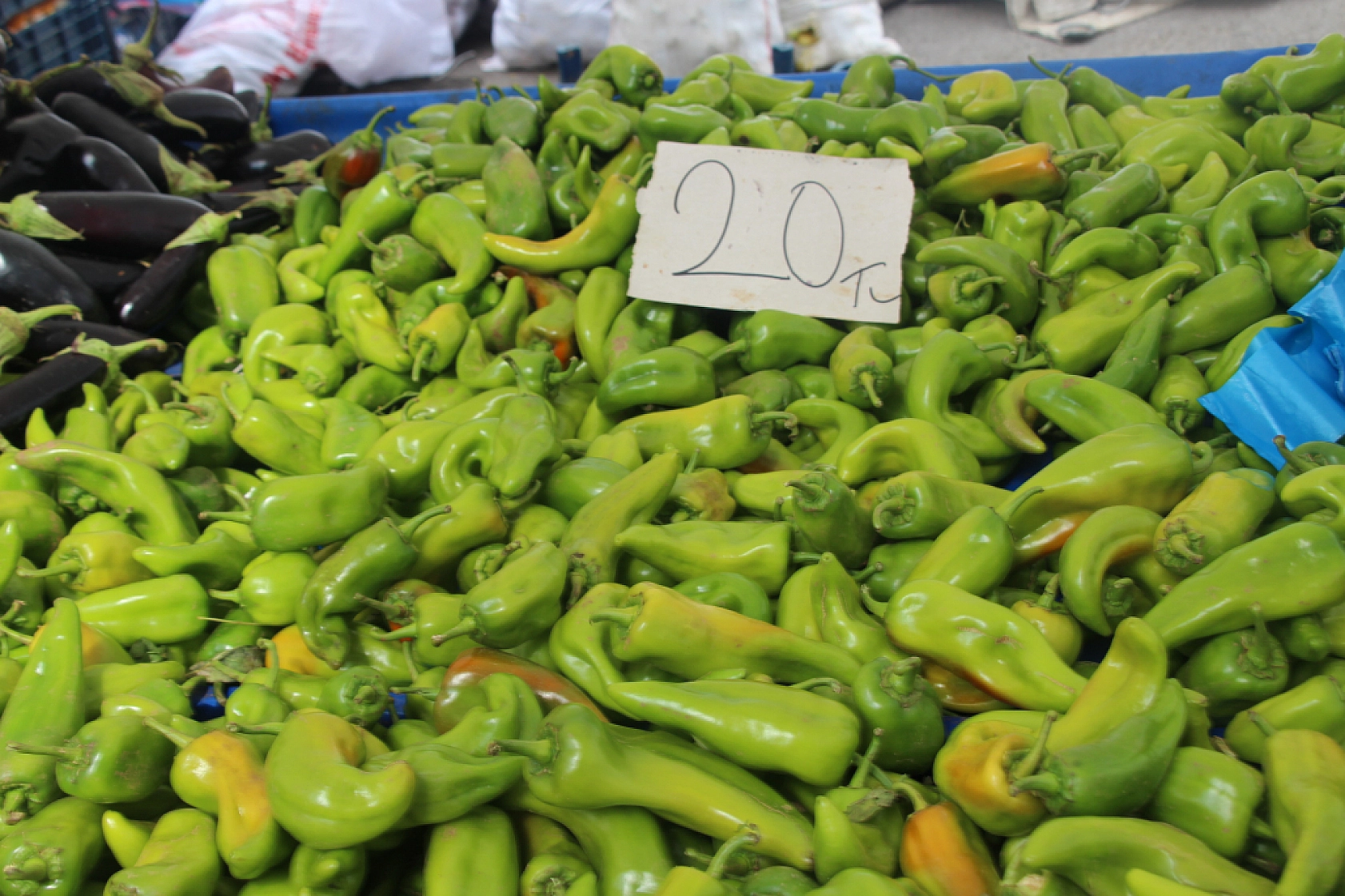 Marketlere Rağmen Malatyalılar Pazarı Tercih Ediyor! İşte Pazar Pazarın Güncel Fiyatları…