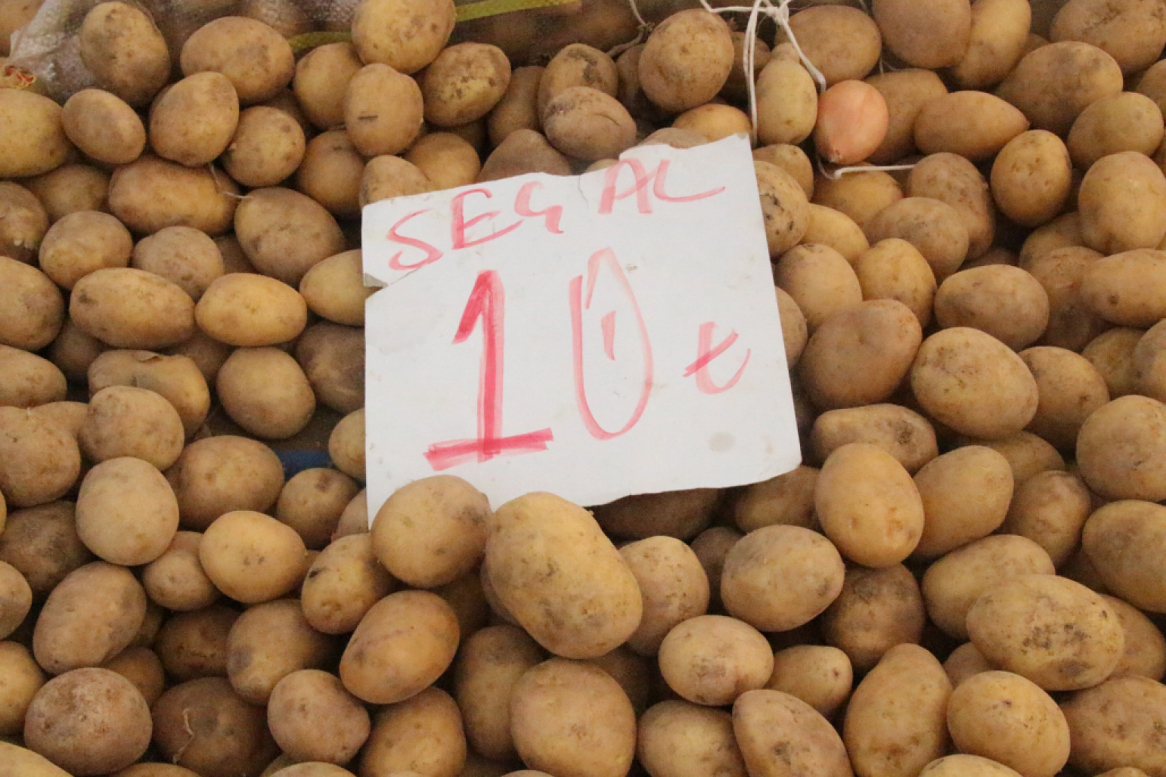 Marketlere Rağmen Malatyalılar Pazarı Tercih Ediyor! İşte Pazar Pazarın Güncel Fiyatları…