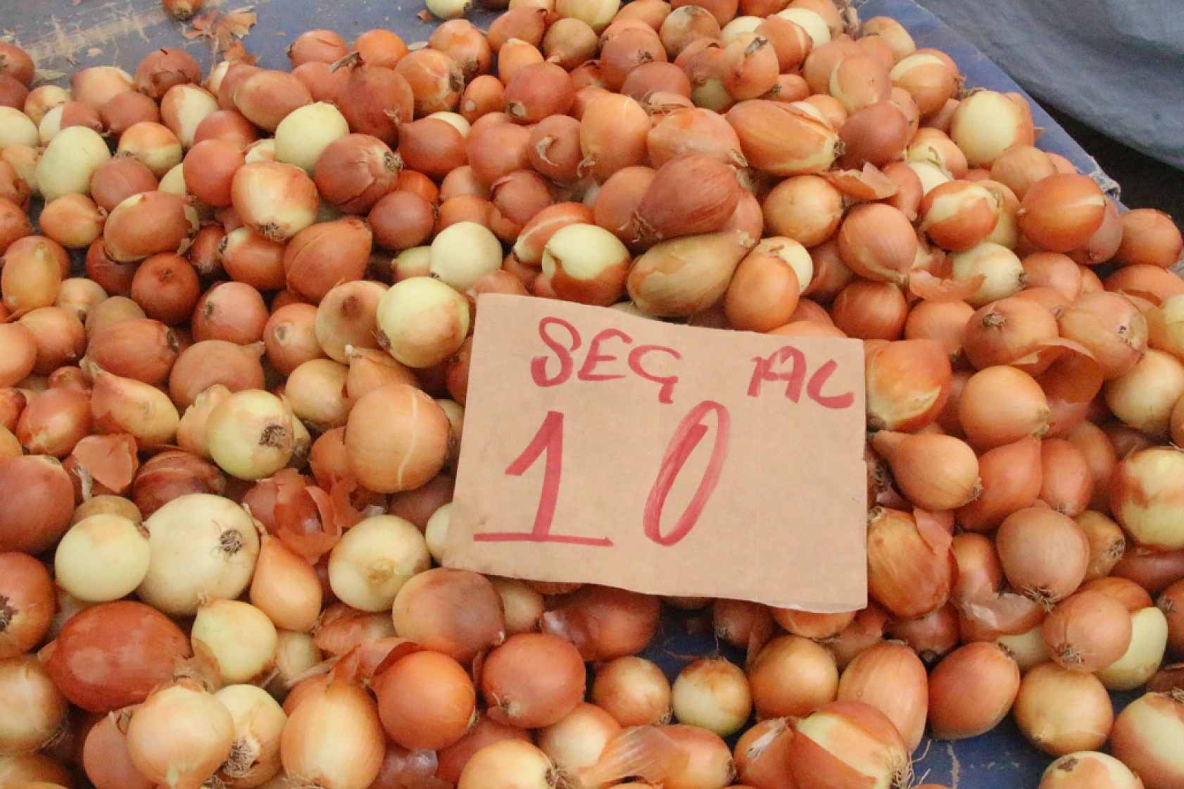 Marketlere Rağmen Malatyalılar Pazarı Tercih Ediyor! İşte Pazar Pazarın Güncel Fiyatları…