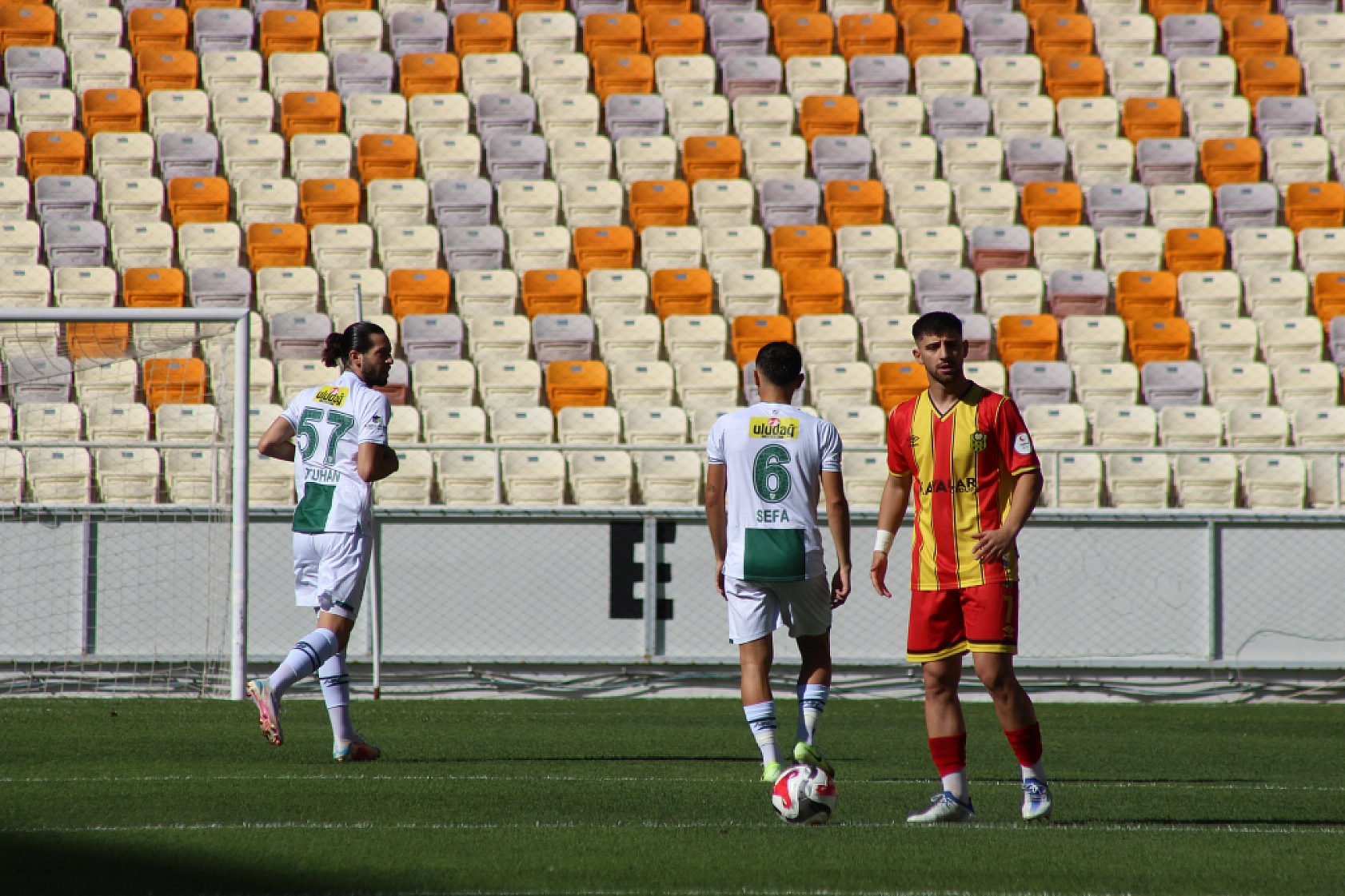 Yeni Malatyaspor, sahadaki hezimeti şimdi de ceza ile ödeyecek!