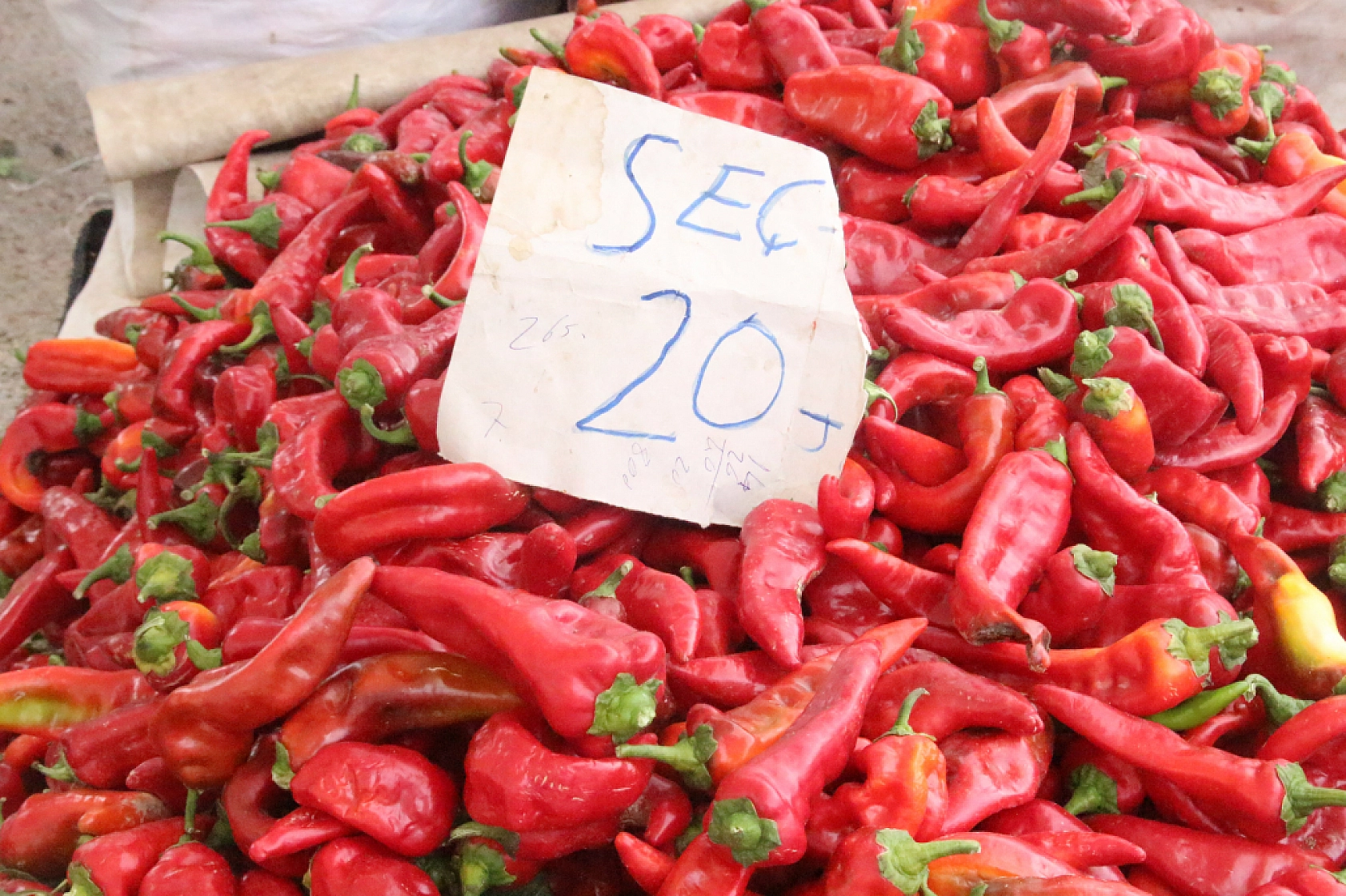 Marketlere Rağmen Malatyalılar Pazarı Tercih Ediyor! İşte Pazar Pazarın Güncel Fiyatları…