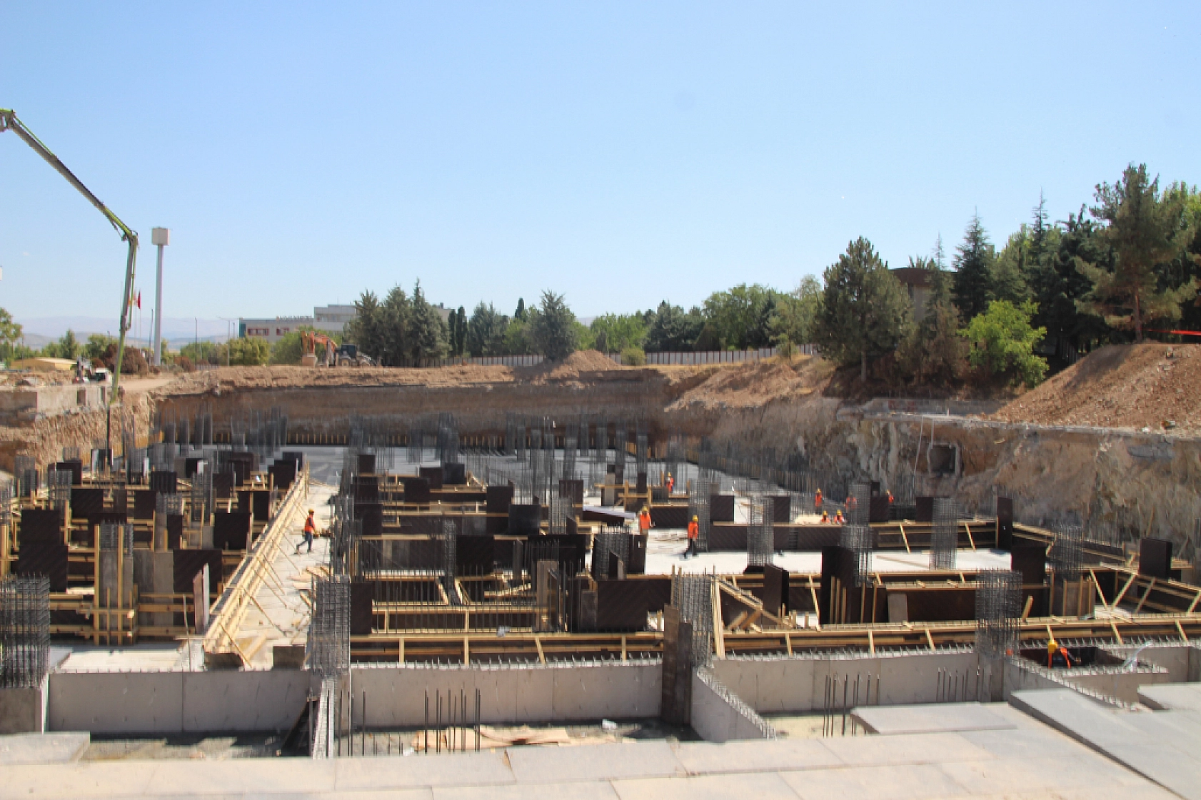 Mediko'nun temelleri atıldı! İnönü Üniversitesi destek bekliyor!