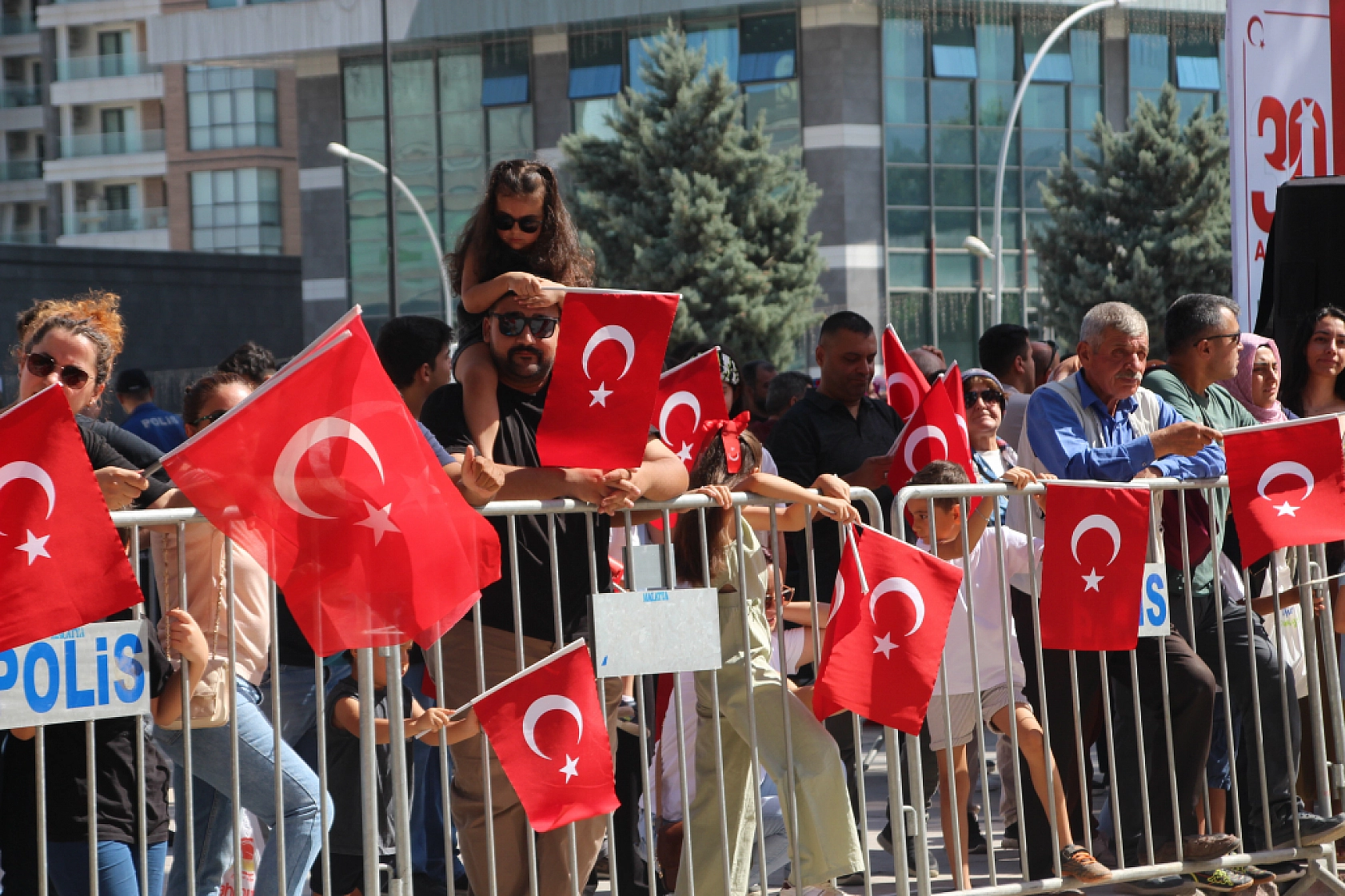 Malatya'da zaferin 103. yılı gururla kutlandı