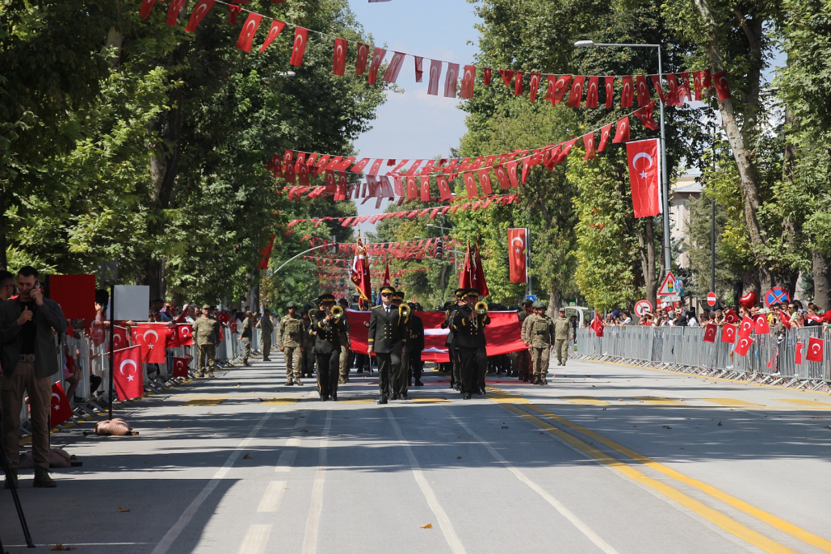 Malatya'da zaferin 103. yılı gururla kutlandı
