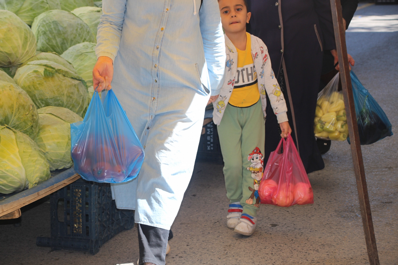 Malatyalılar Marketi Değil Semt Pazarını Seçti! İşte Perşembe Pazarın Güncel Fiyatları…