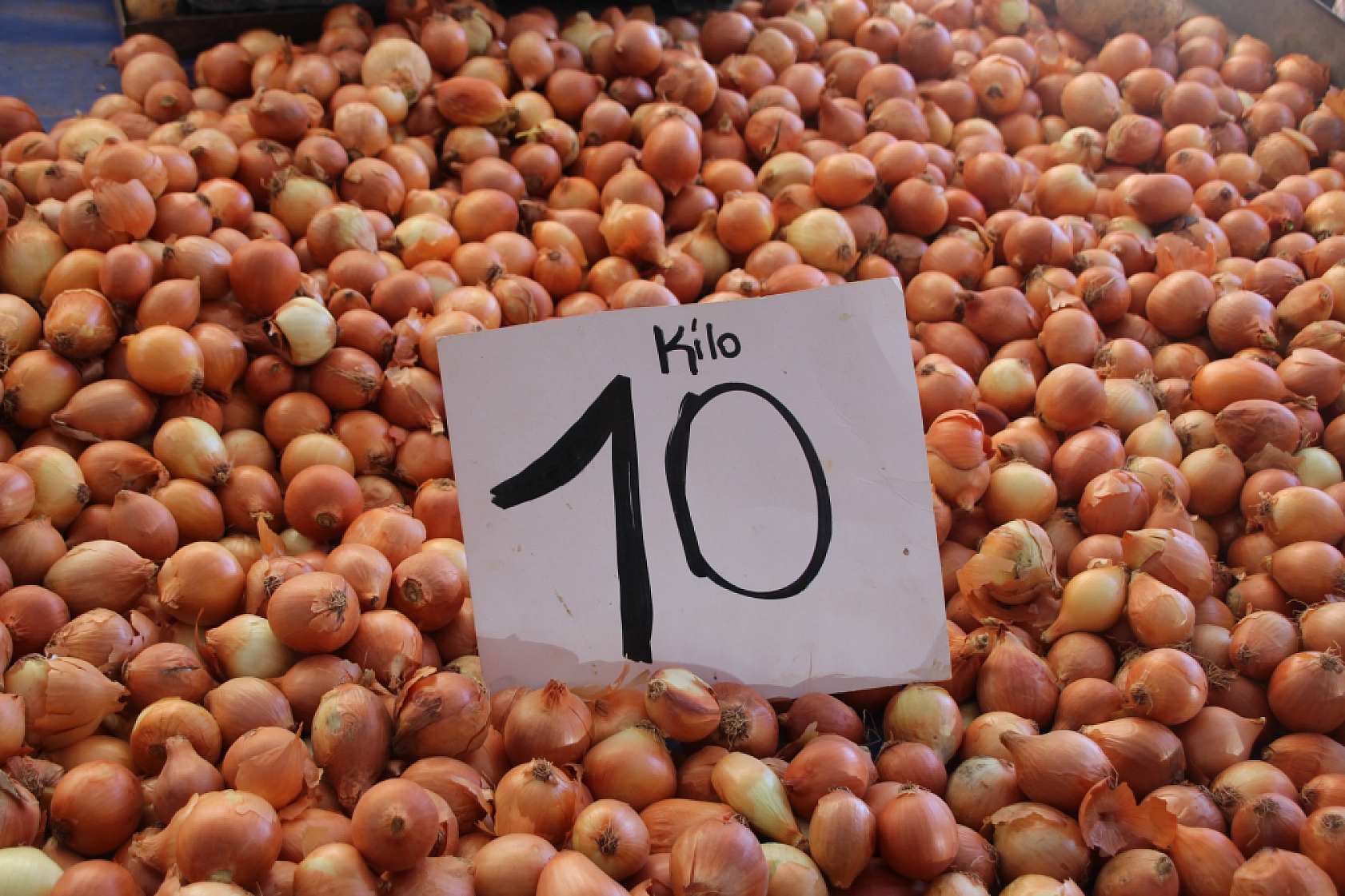 Malatyalılar Marketi Değil Semt Pazarını Seçti! İşte Perşembe Pazarın Güncel Fiyatları…