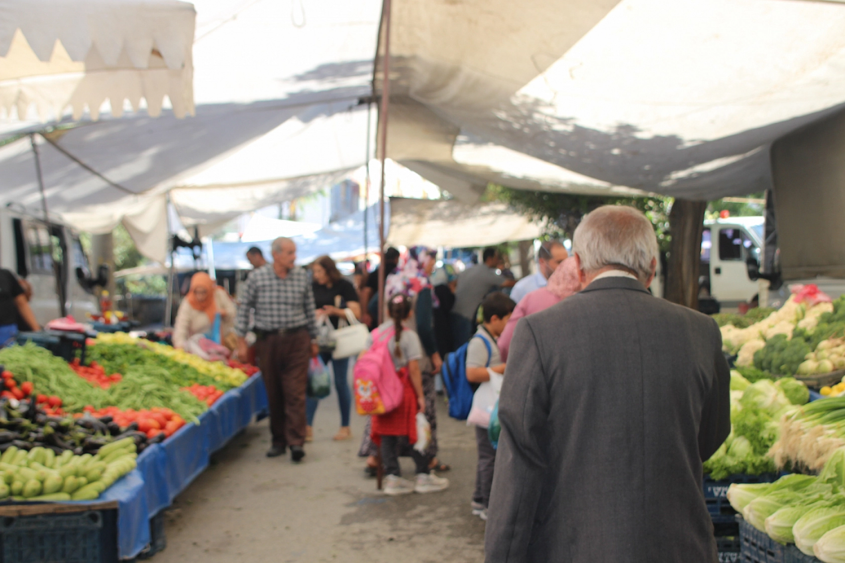 Malatyalılar Marketi Değil Semt Pazarını Seçti! İşte Perşembe Pazarın Güncel Fiyatları…