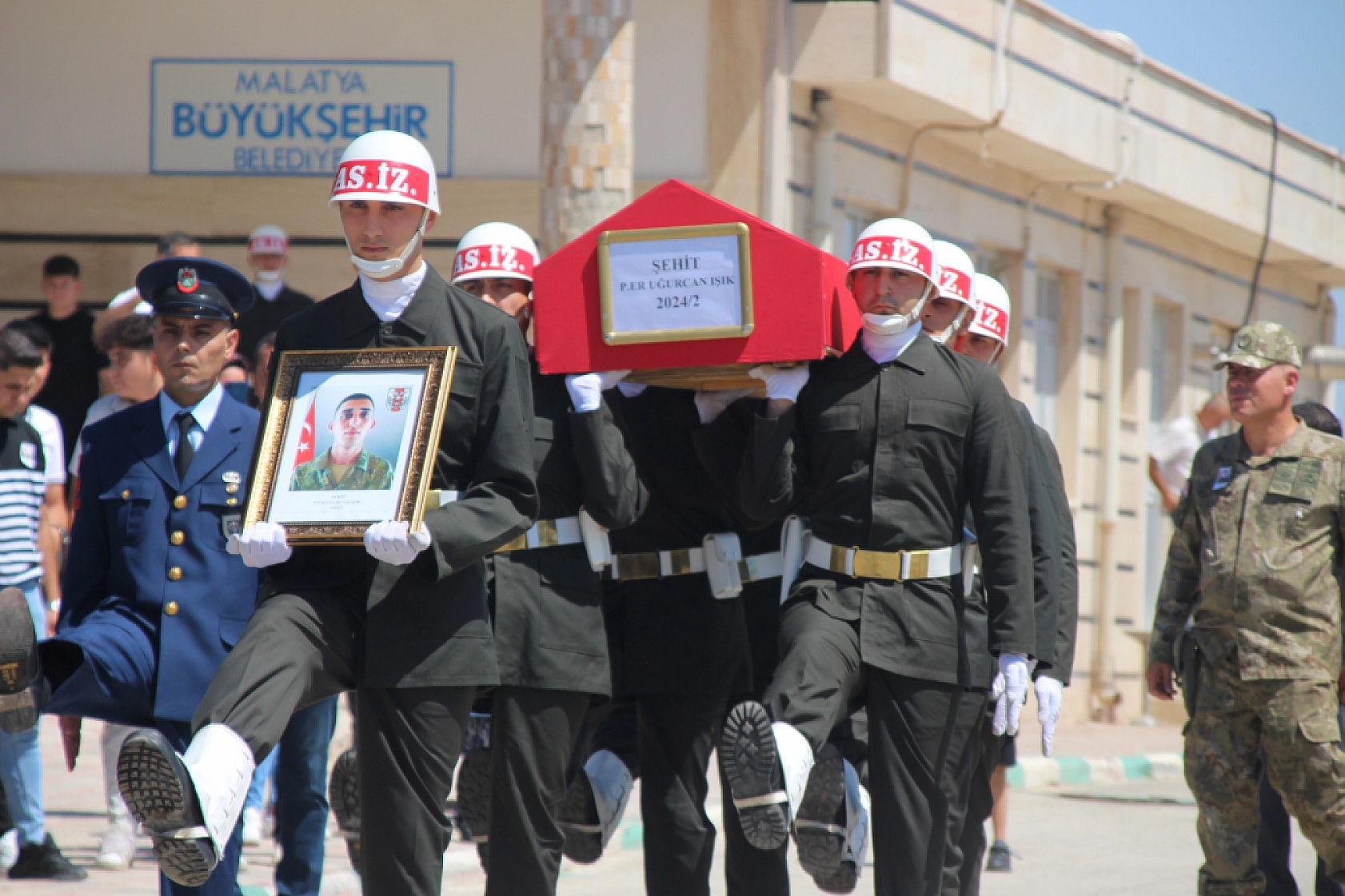 Kahraman Vatan Evladı Malatya'da Son Yolculuğuna Uğurlandı