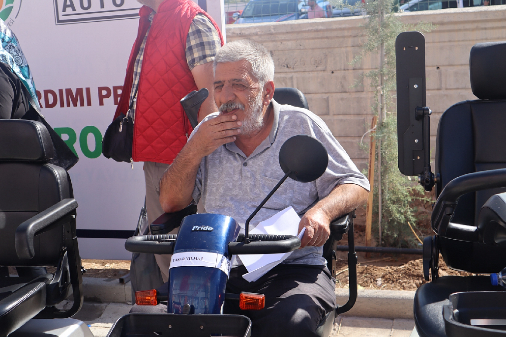 Malatya'da Çifte Mutluluk Yaşandı: Hollandalı Gurbetçilerden Yeni Bir Okul ve Akülü Araçlar!