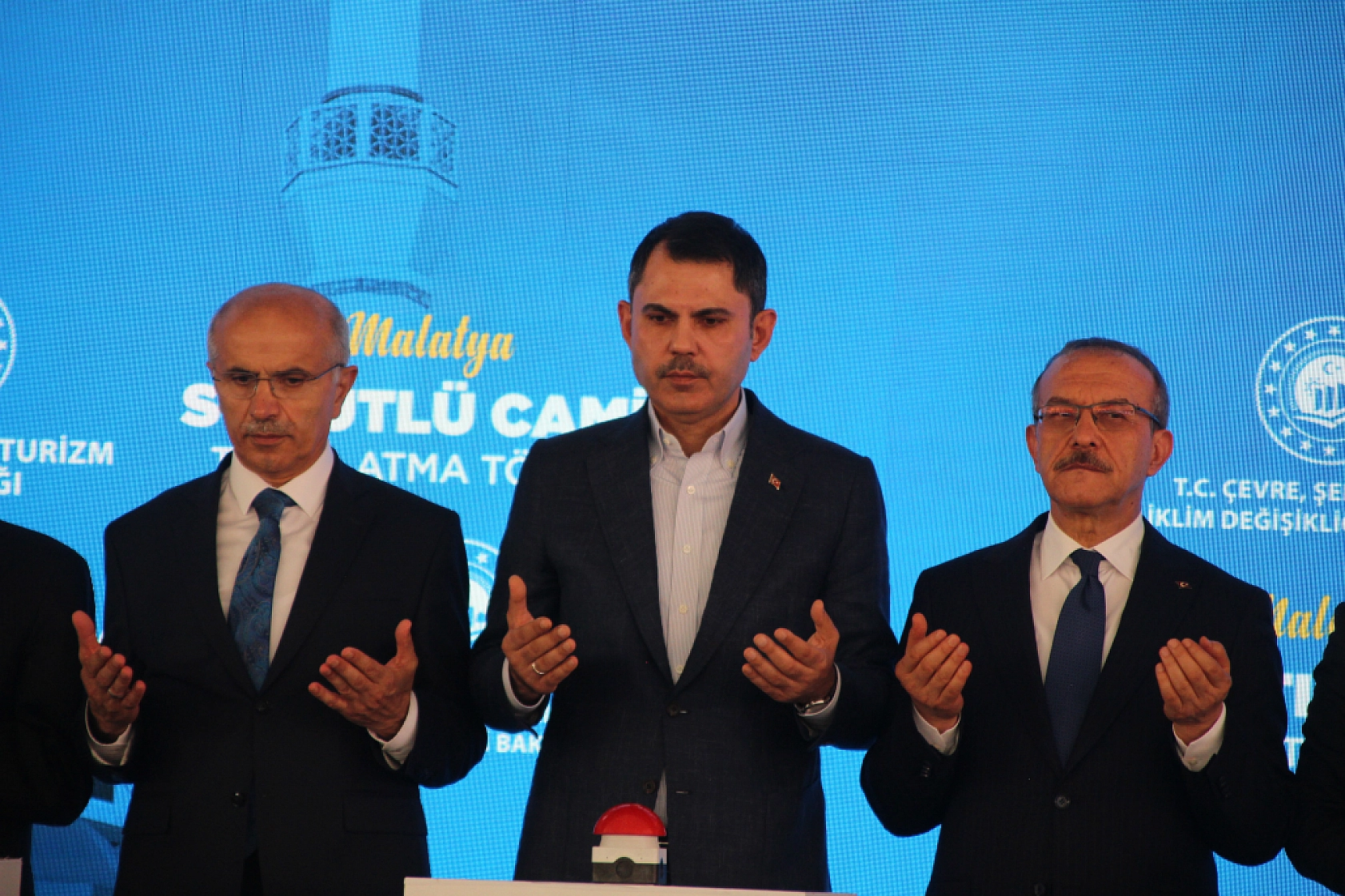 Bakan Kurum Temelini Attı! Söğütlü Cami'nin Proje Detayları Belli Oldu!