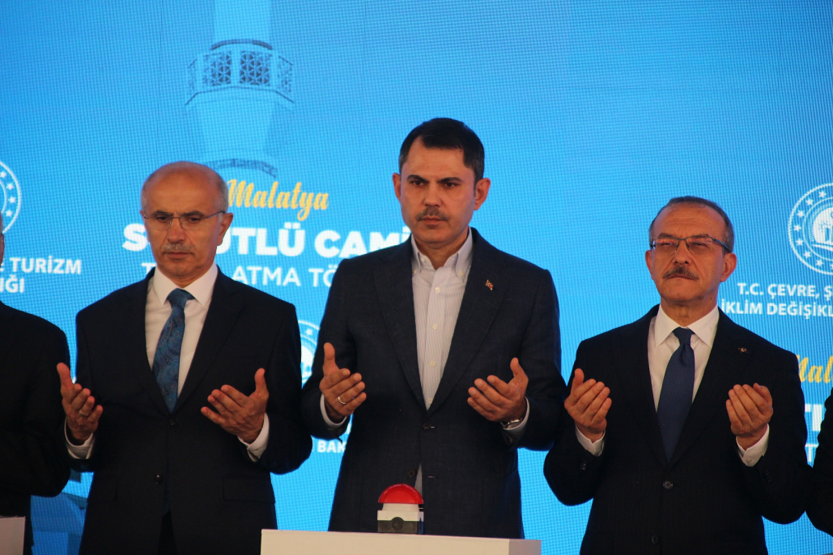 Bakan Kurum Temelini Attı! Söğütlü Cami'nin Proje Detayları Belli Oldu!