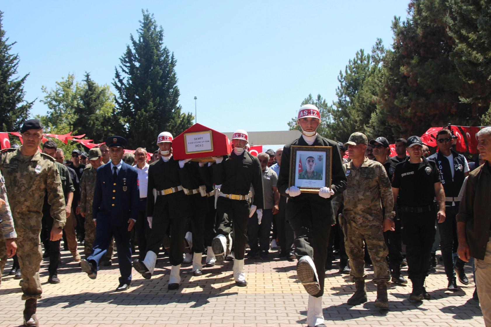 Kahraman Vatan Evladı Malatya'da Son Yolculuğuna Uğurlandı