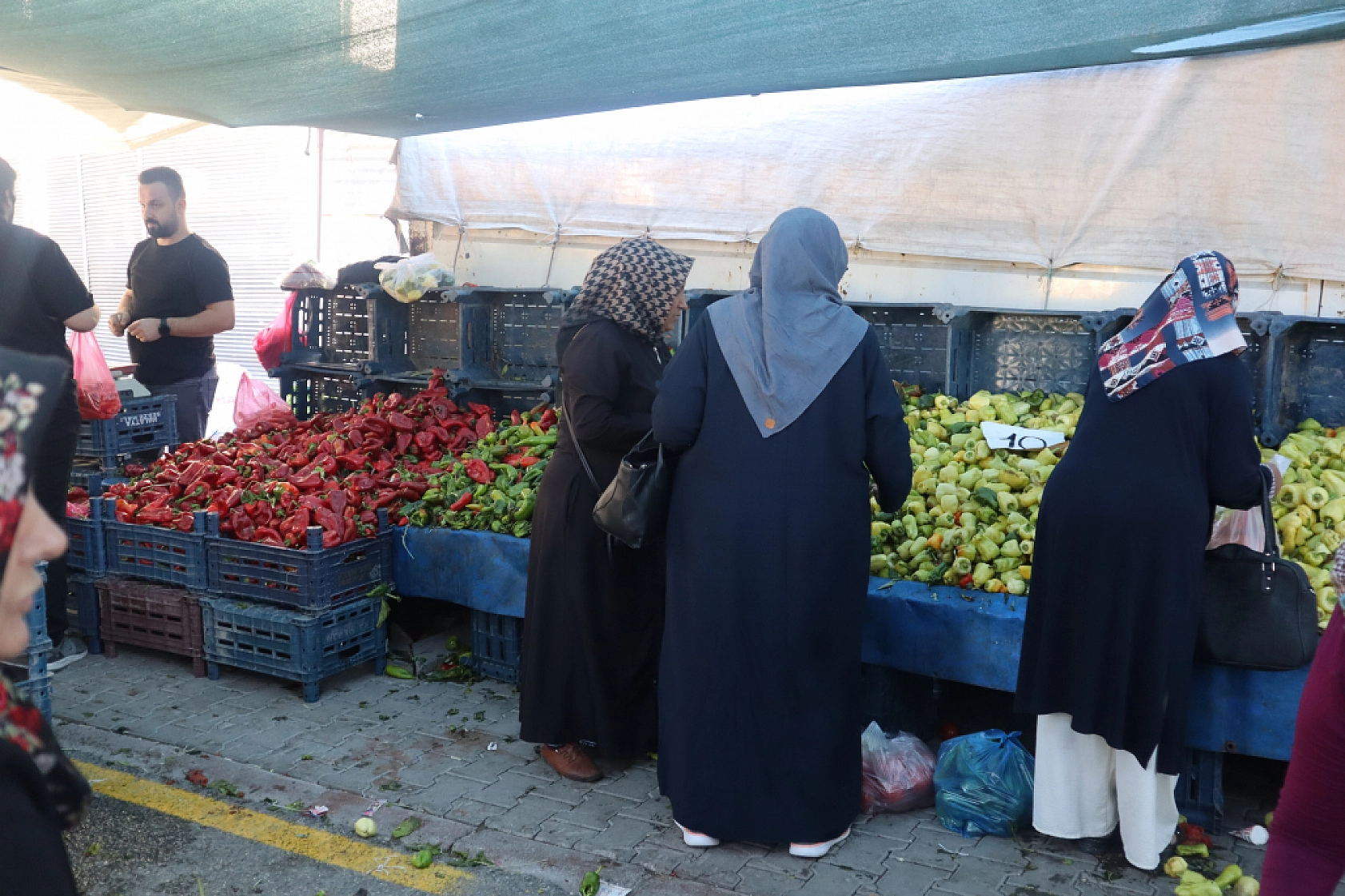 Malatyalıların Turşu Hazırlıkları Pahalıya Patladı! Fiyatlar Cep Yakıyor..!