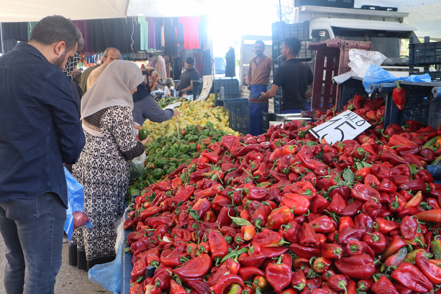 Malatyalıların Turşu Hazırlıkları Pahalıya Patladı! Fiyatlar Cep Yakıyor..!