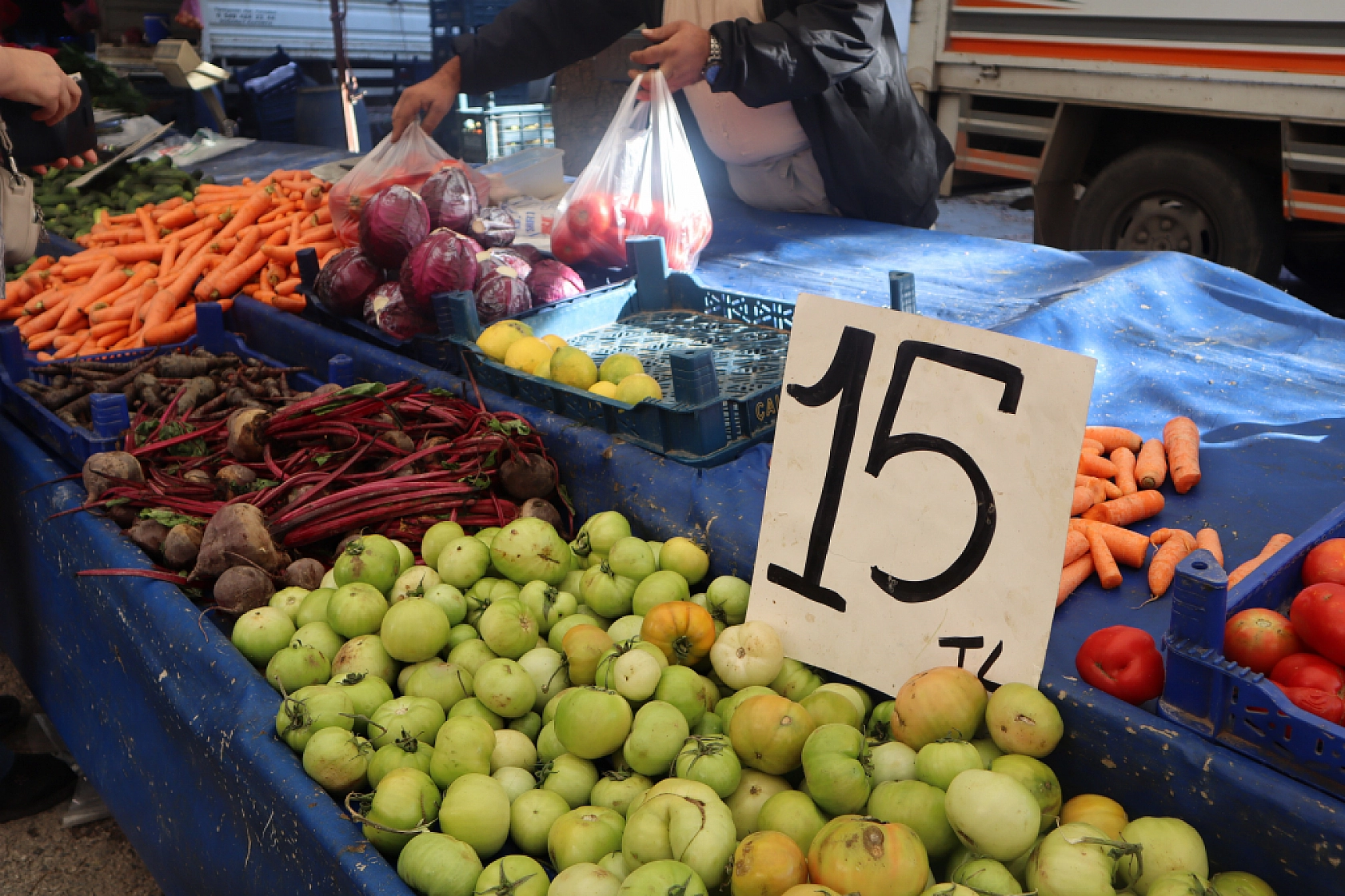 Malatyalıların Turşu Hazırlıkları Pahalıya Patladı! Fiyatlar Cep Yakıyor..!