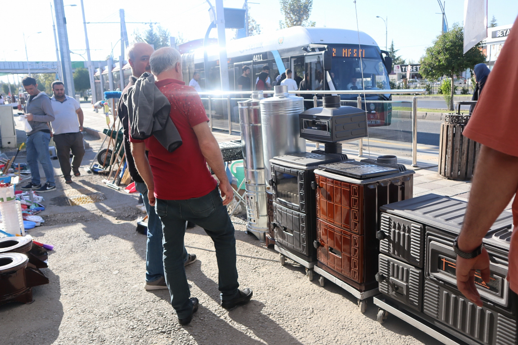 Doğalgaz Fiyatları Cebinizi Yakarken, Sobaya İlgi Artıyor...