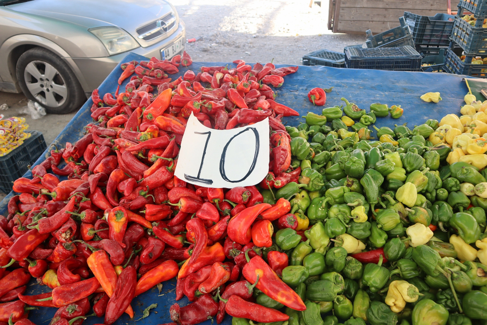 Malatyalılar Alışveriş Tercihlerini Değiştirdi! Marketlere Değil Semt Pazarlarına Akın Ettiler..