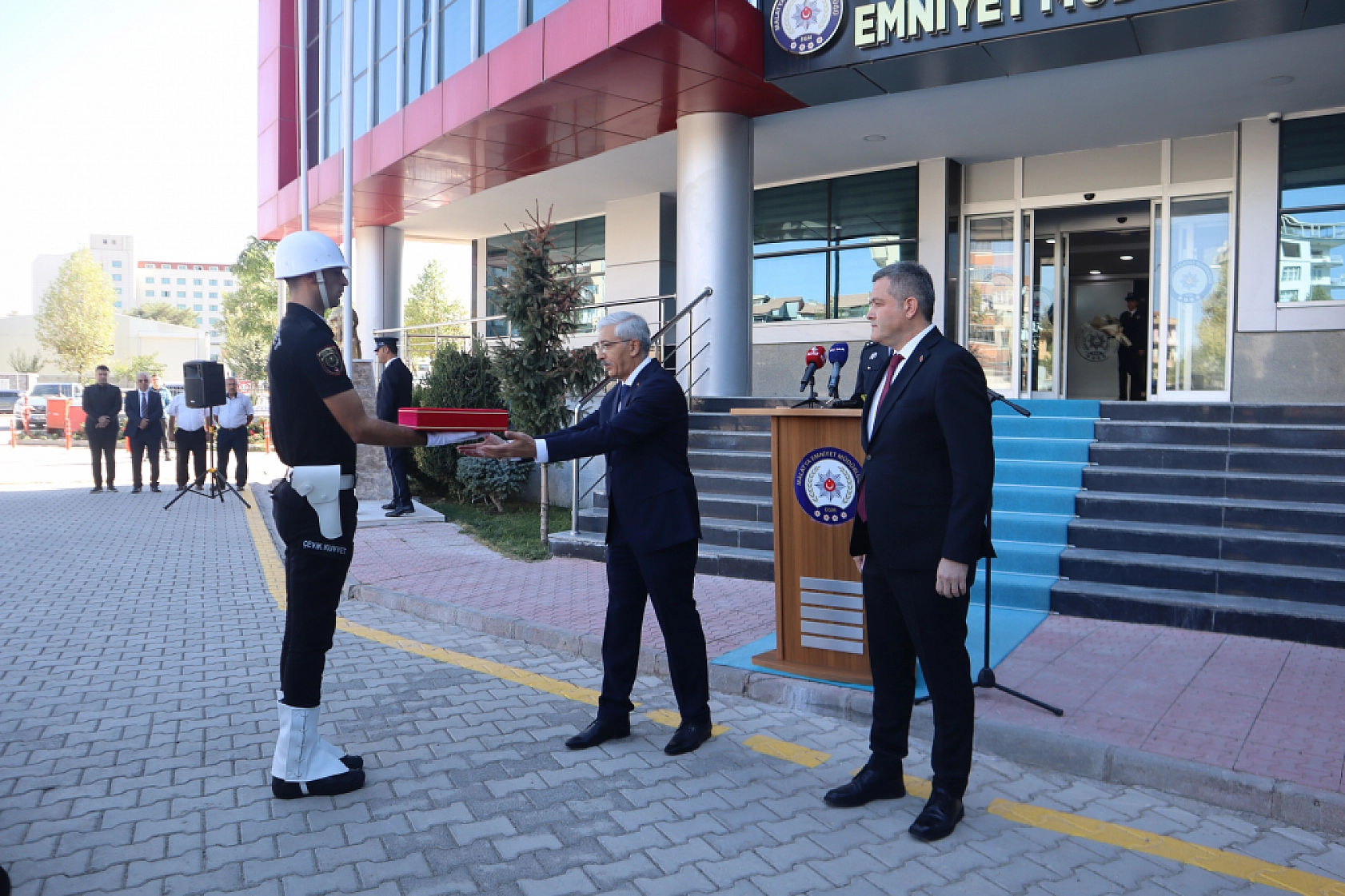 Malatya Emniyetinde yeni dönem! Kayhan Ay göreve başladı….