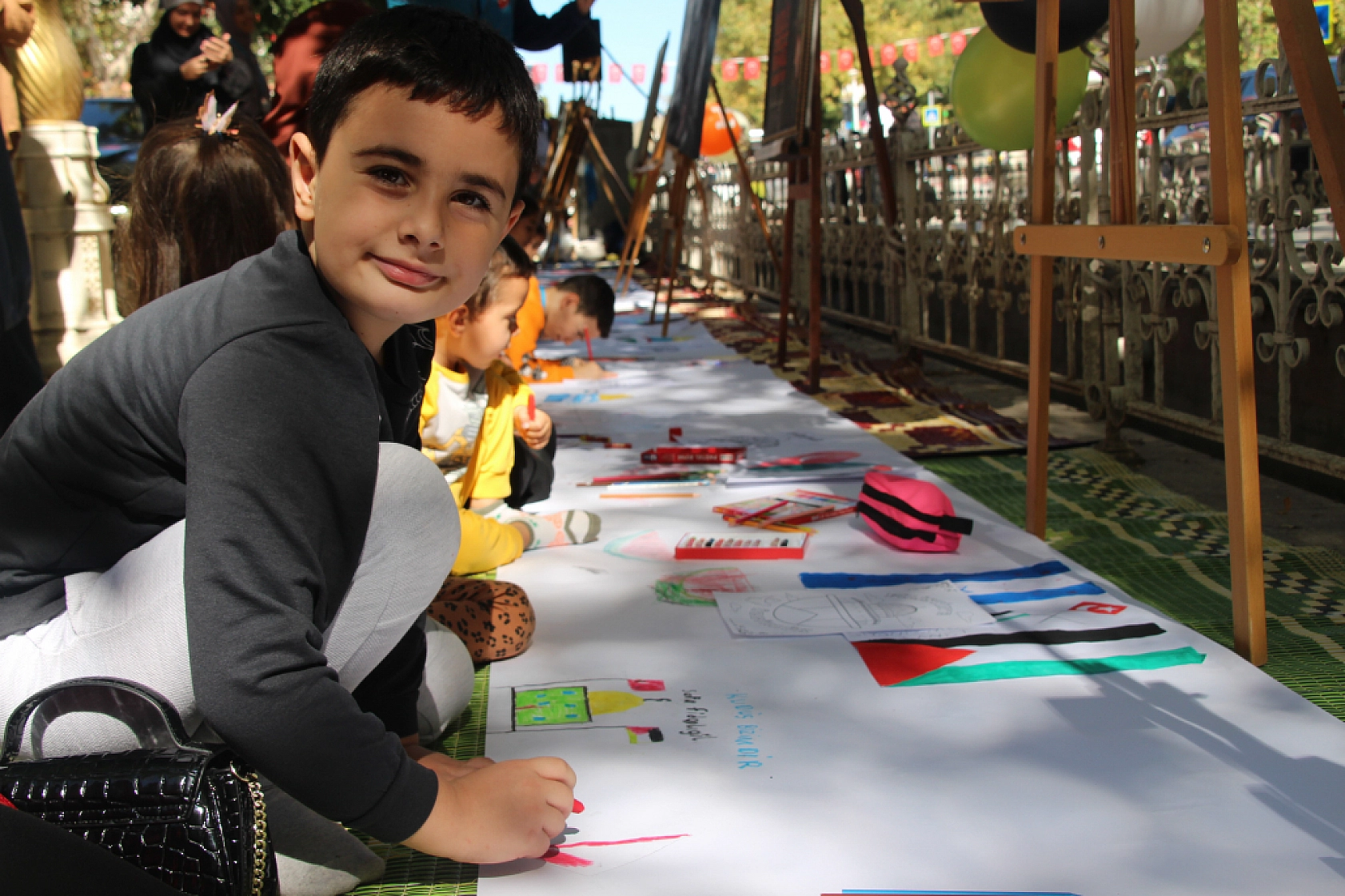 Malatya'da Minik Ellerden Büyük Mesaj!