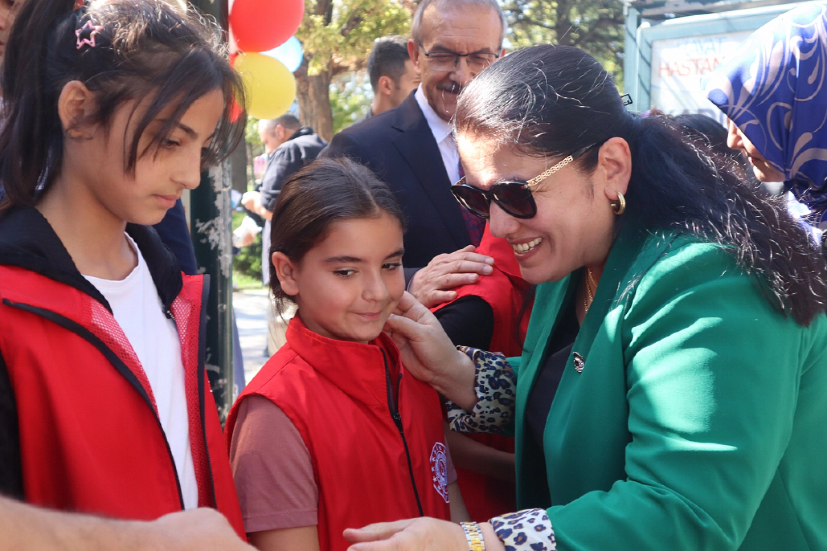 Vali, Ailelere Çağrıda Bulundu: 'Dijital zorbalık gibi konularda daha hassas ve duyarlı olalım'