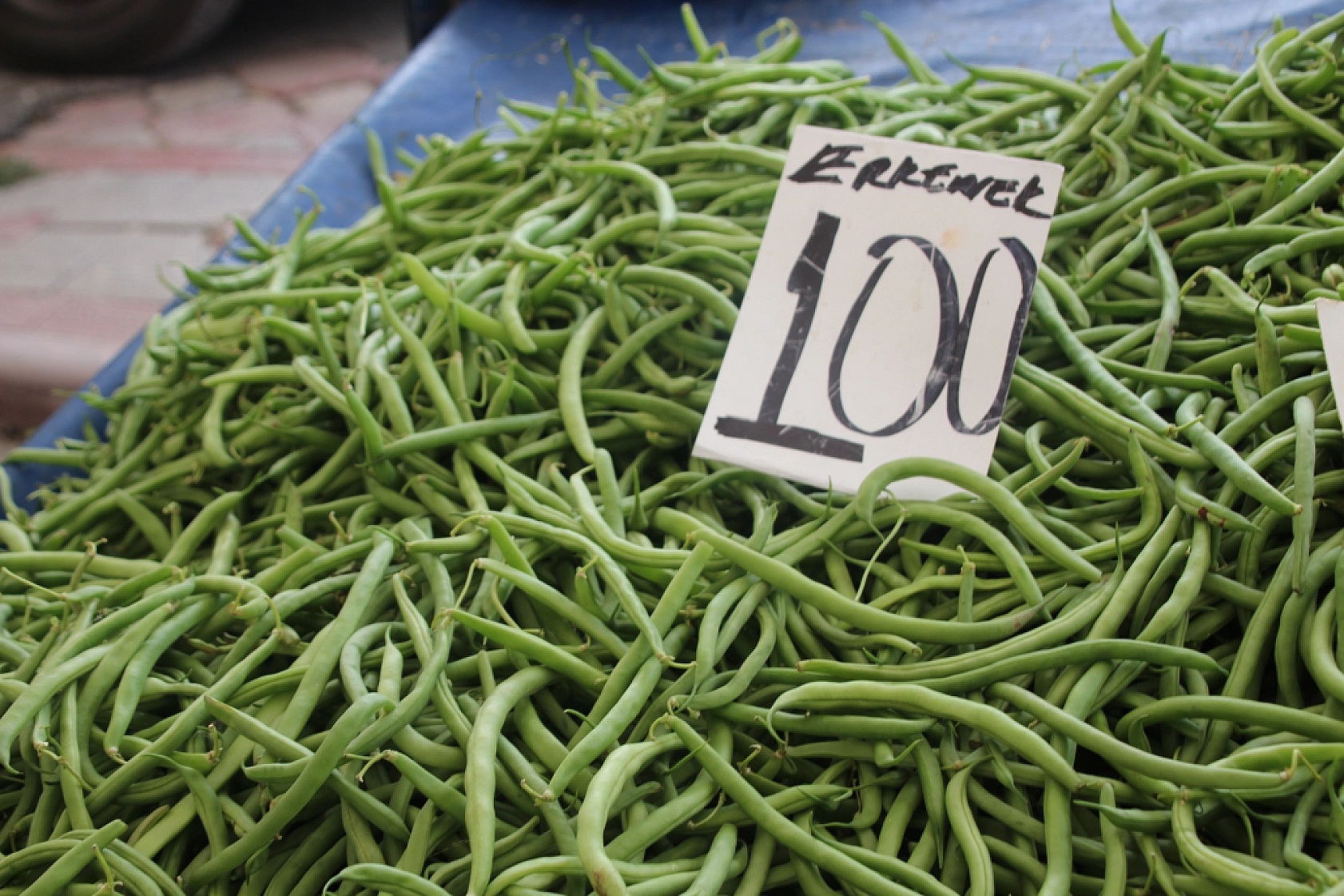 Malatya'da sebze fiyatları yüz güldürdü, meyve tezgâhları cep yaktı: Peki, pazarda sebze meyve fiyatları ne kadar?