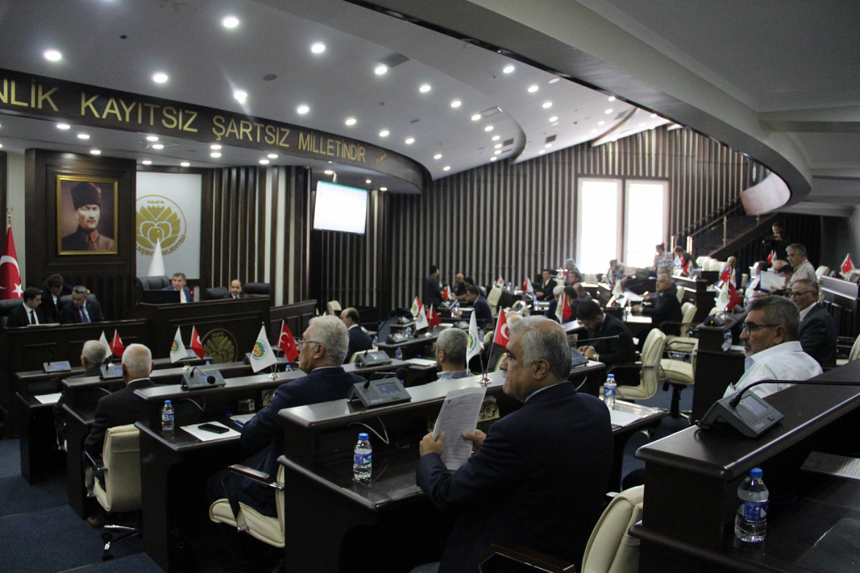 Kurum'a 'Fahri Hemşehrilik' Beratı