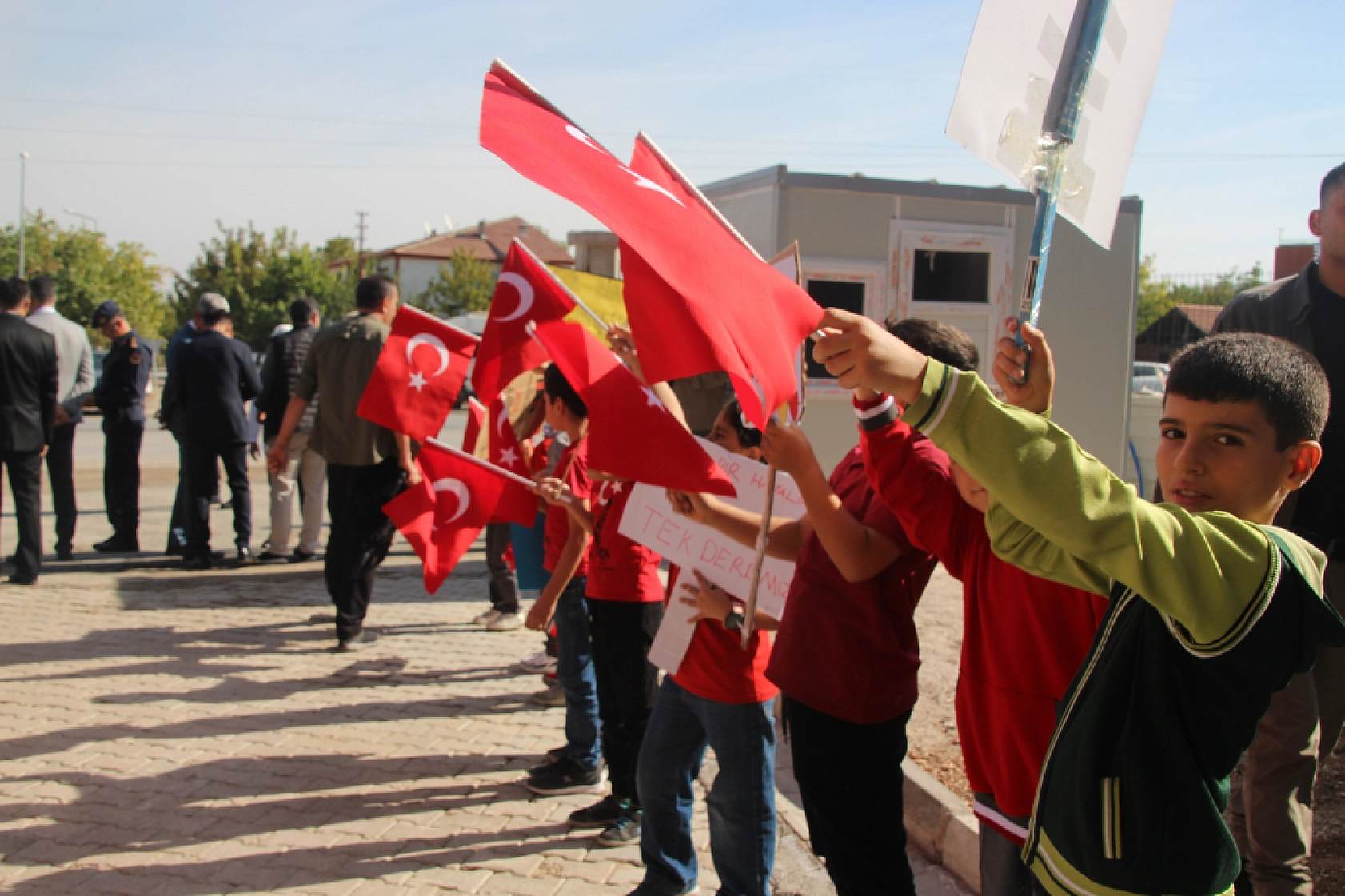 Muazzam Projelere Sahip Çıkalım...!