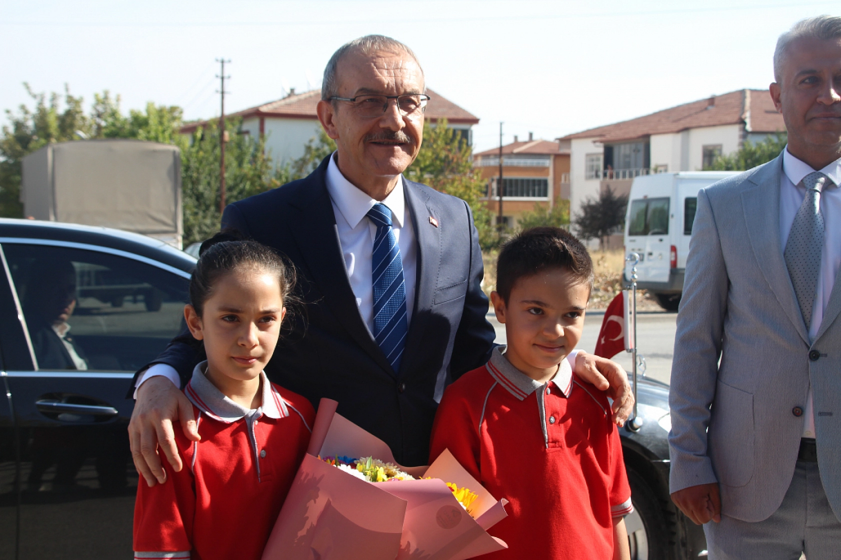 Muazzam Projelere Sahip Çıkalım...!