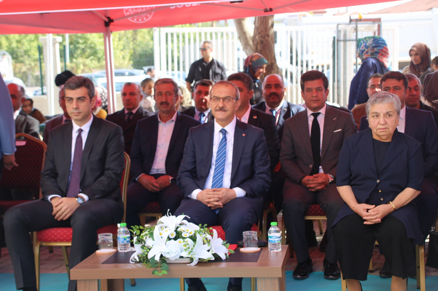 Muazzam Projelere Sahip Çıkalım...!