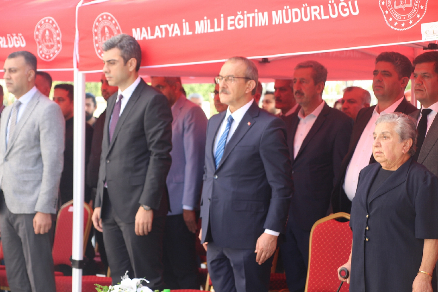 Muazzam Projelere Sahip Çıkalım...!