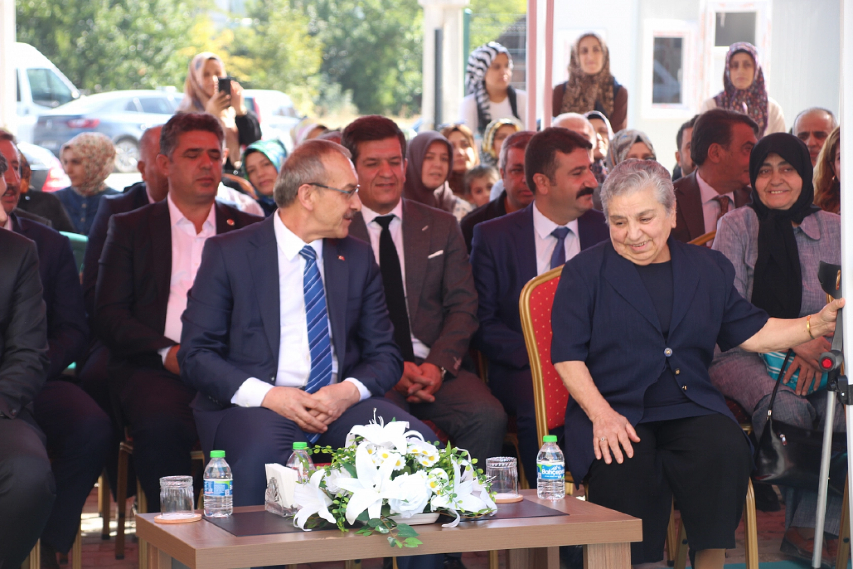 Muazzam Projelere Sahip Çıkalım...!