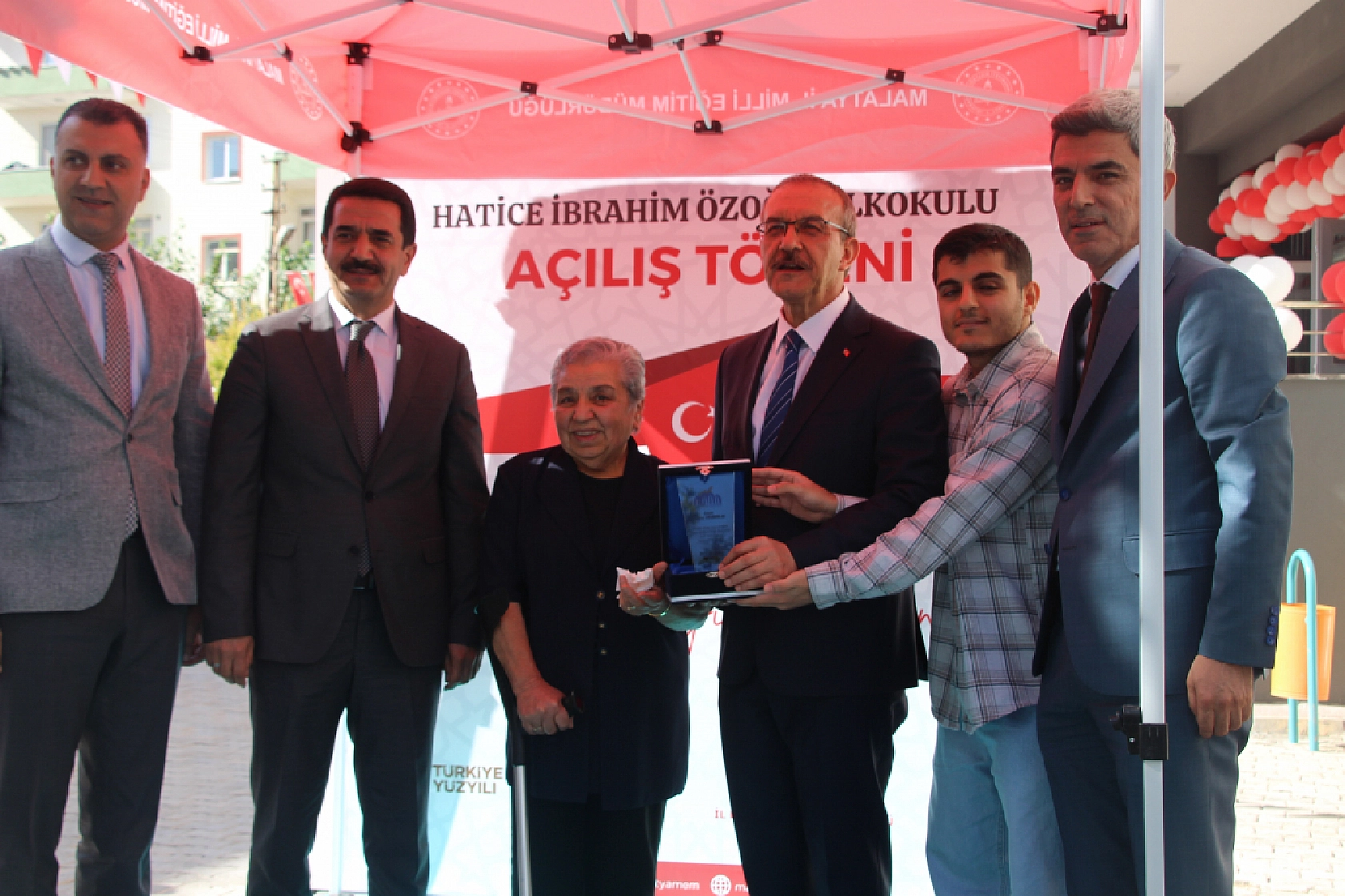 Muazzam Projelere Sahip Çıkalım...!