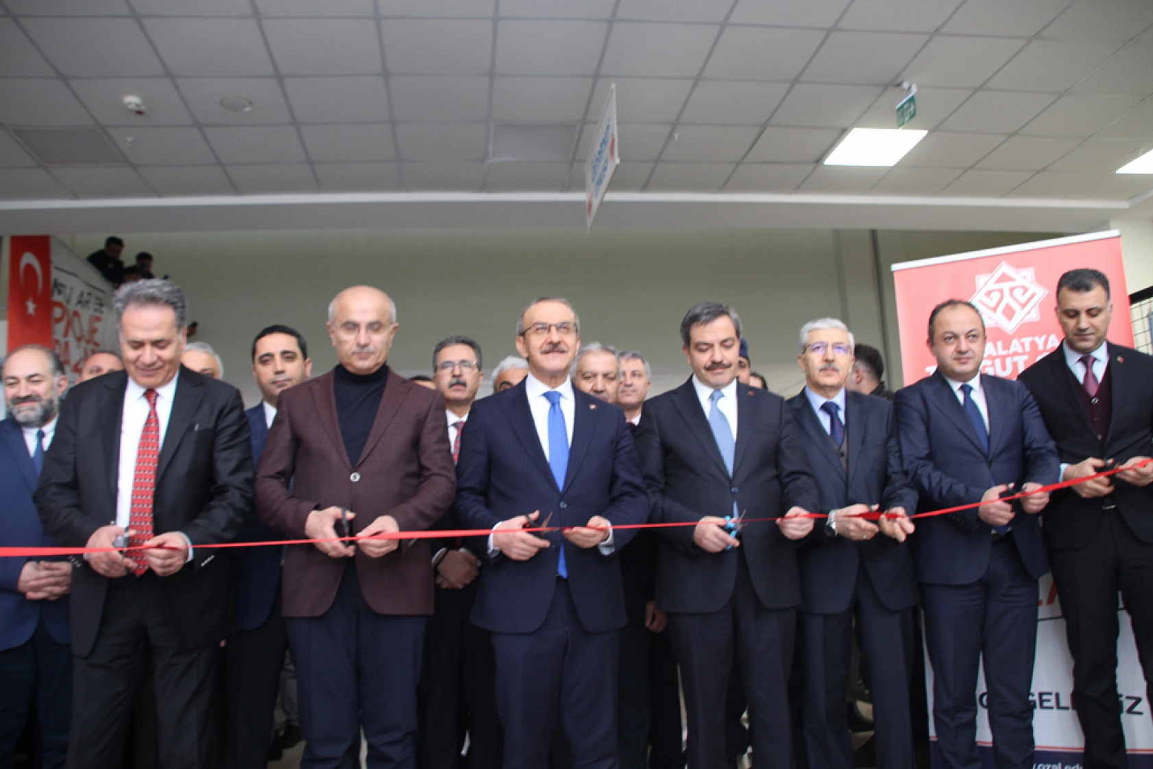 Malatyalı Gençlerin Projeleri Geleceğe Işık Tutuyor