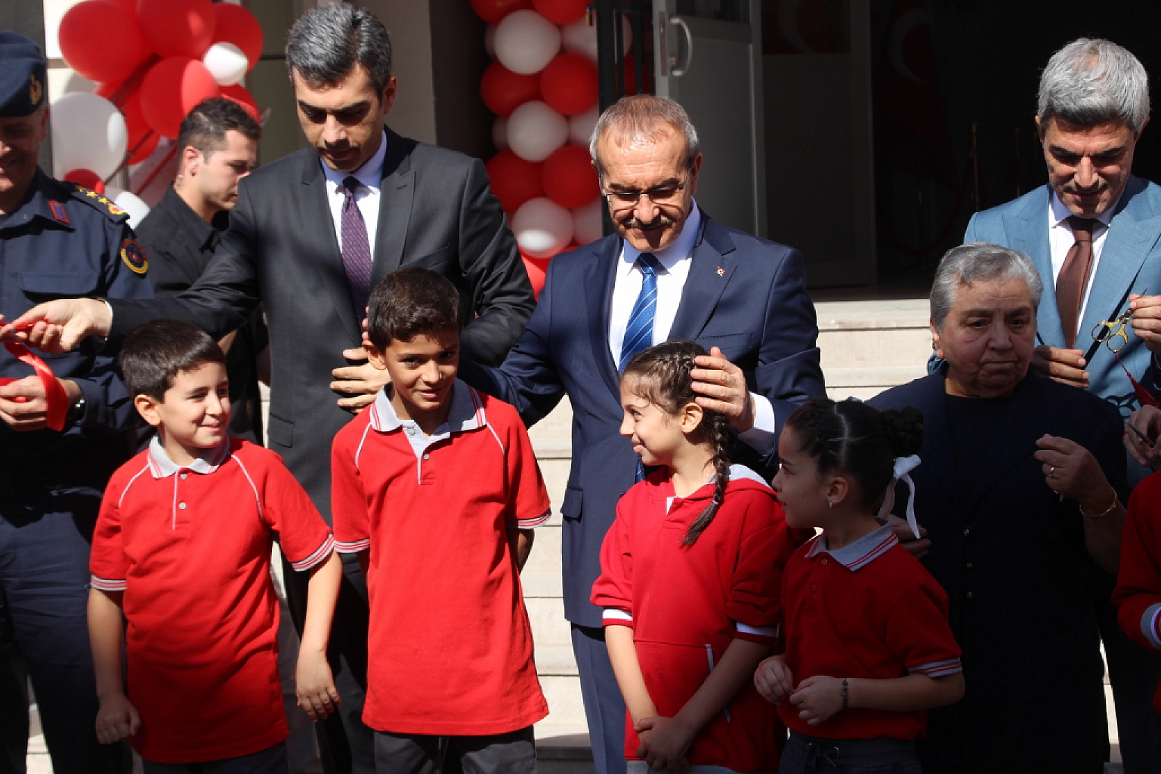 Muazzam Projelere Sahip Çıkalım...!