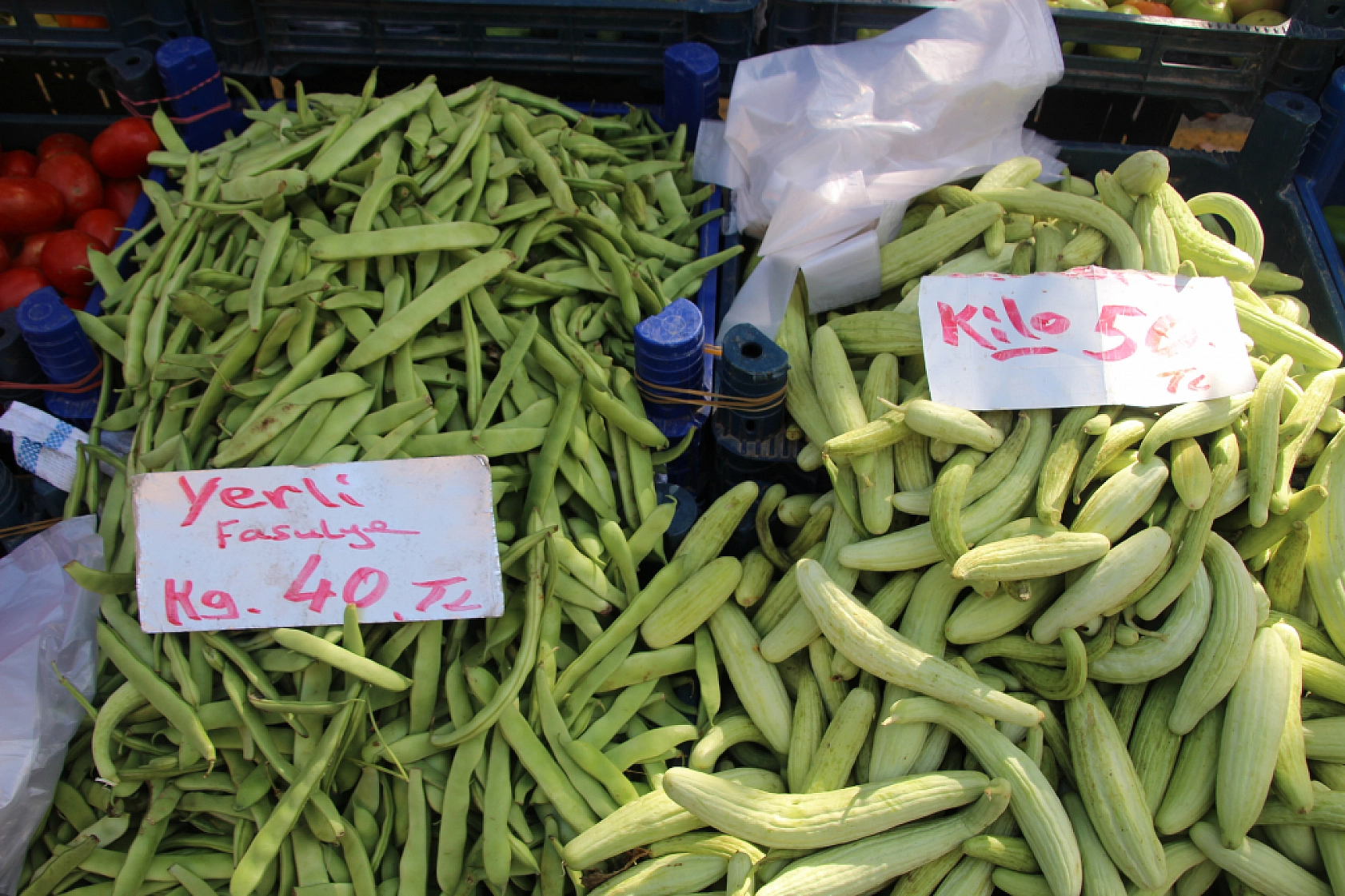 Malatya'da Poşetler Hafifliyor! Artık Pazarda da Sebze Meyve Almak Cep Yakıyor..!