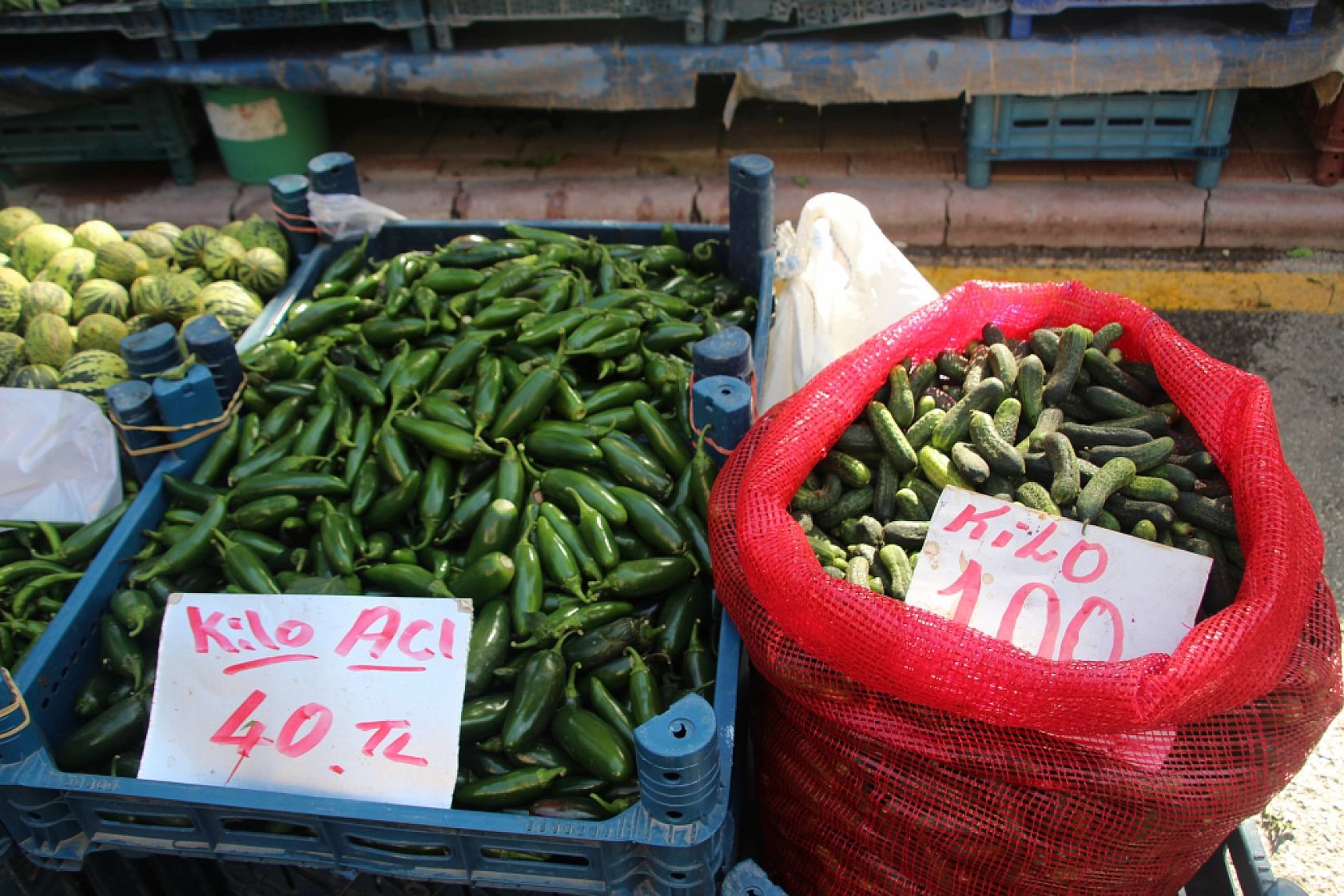 Malatya'da Poşetler Hafifliyor! Artık Pazarda da Sebze Meyve Almak Cep Yakıyor..!
