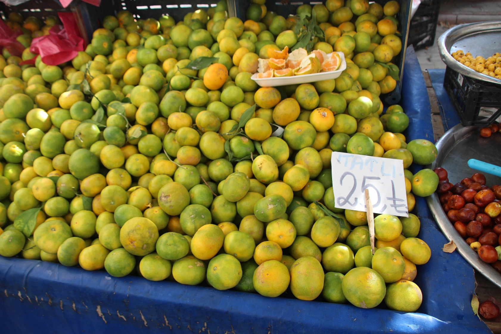 Malatya'da Poşetler Hafifliyor! Artık Pazarda da Sebze Meyve Almak Cep Yakıyor..!