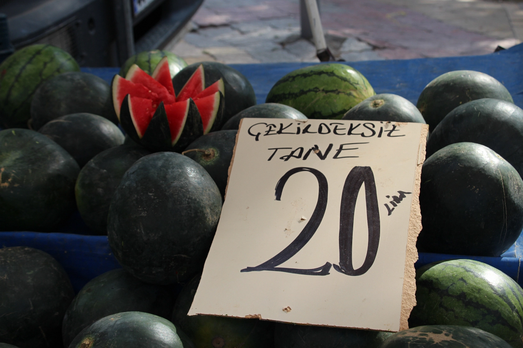 Malatya'da Poşetler Hafifliyor! Artık Pazarda da Sebze Meyve Almak Cep Yakıyor..!