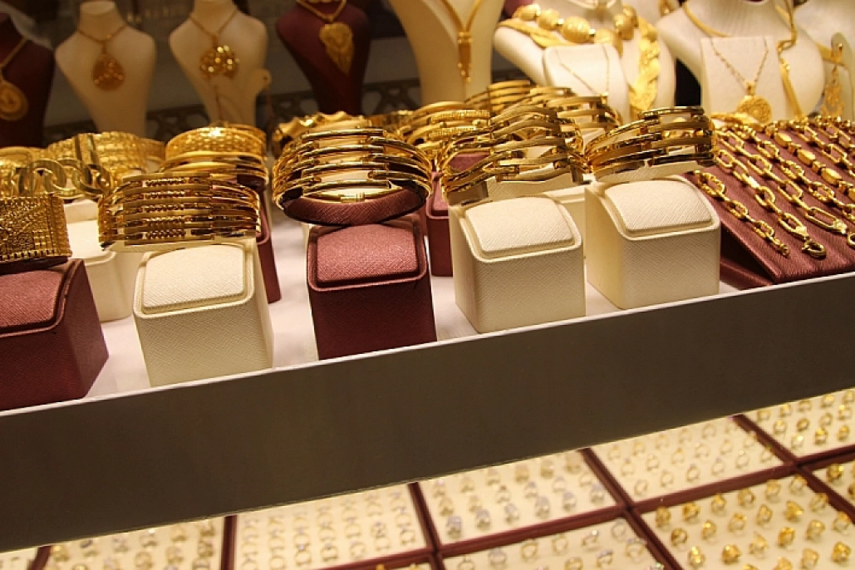 Altın Fiyatları Cep Yakmaya Devam Ediyor! İşte Güncel Altın Fiyatları…