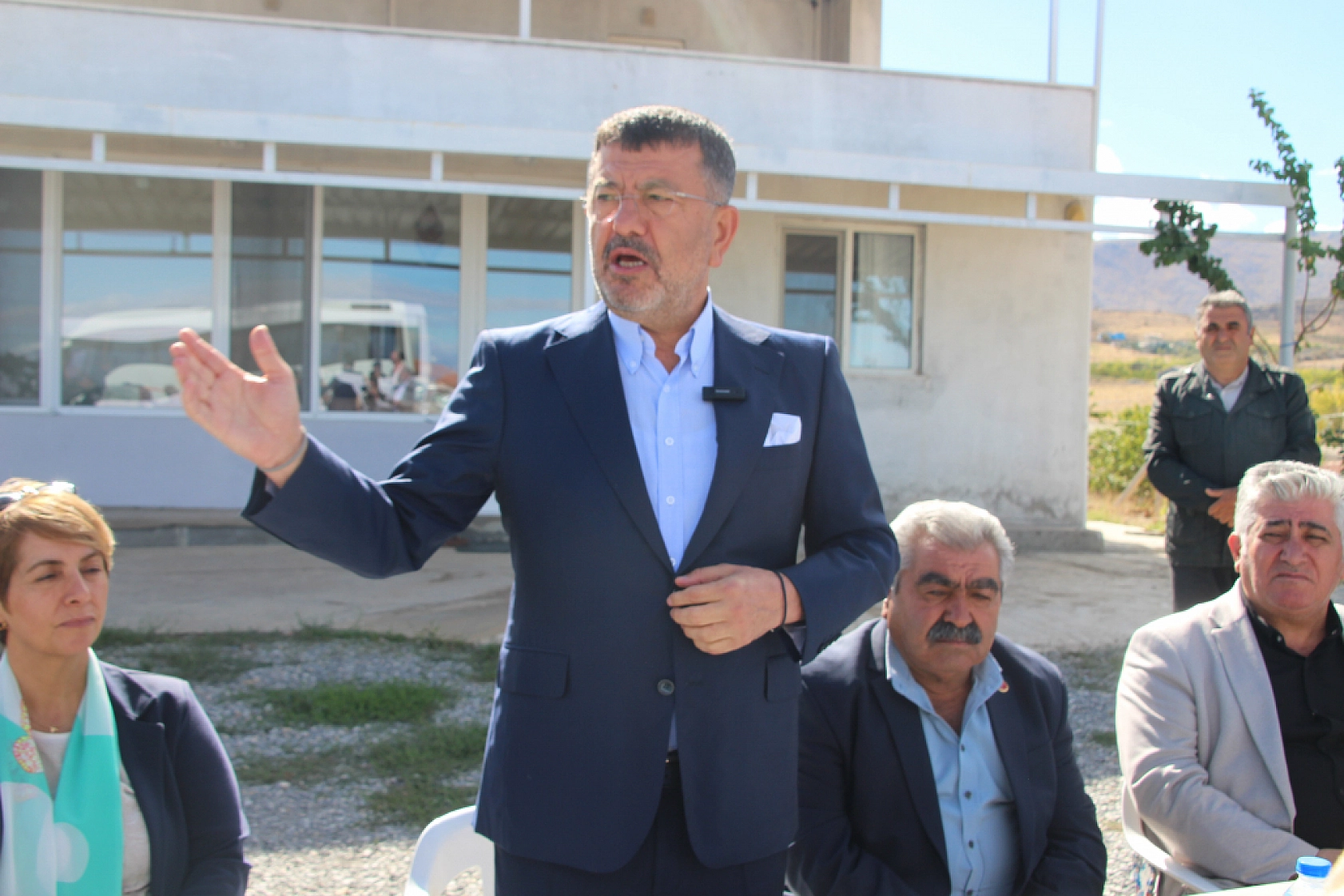 TOKİ'ye Sert Eleştiri Komşuya Var, Malatya'ya Yok…! 