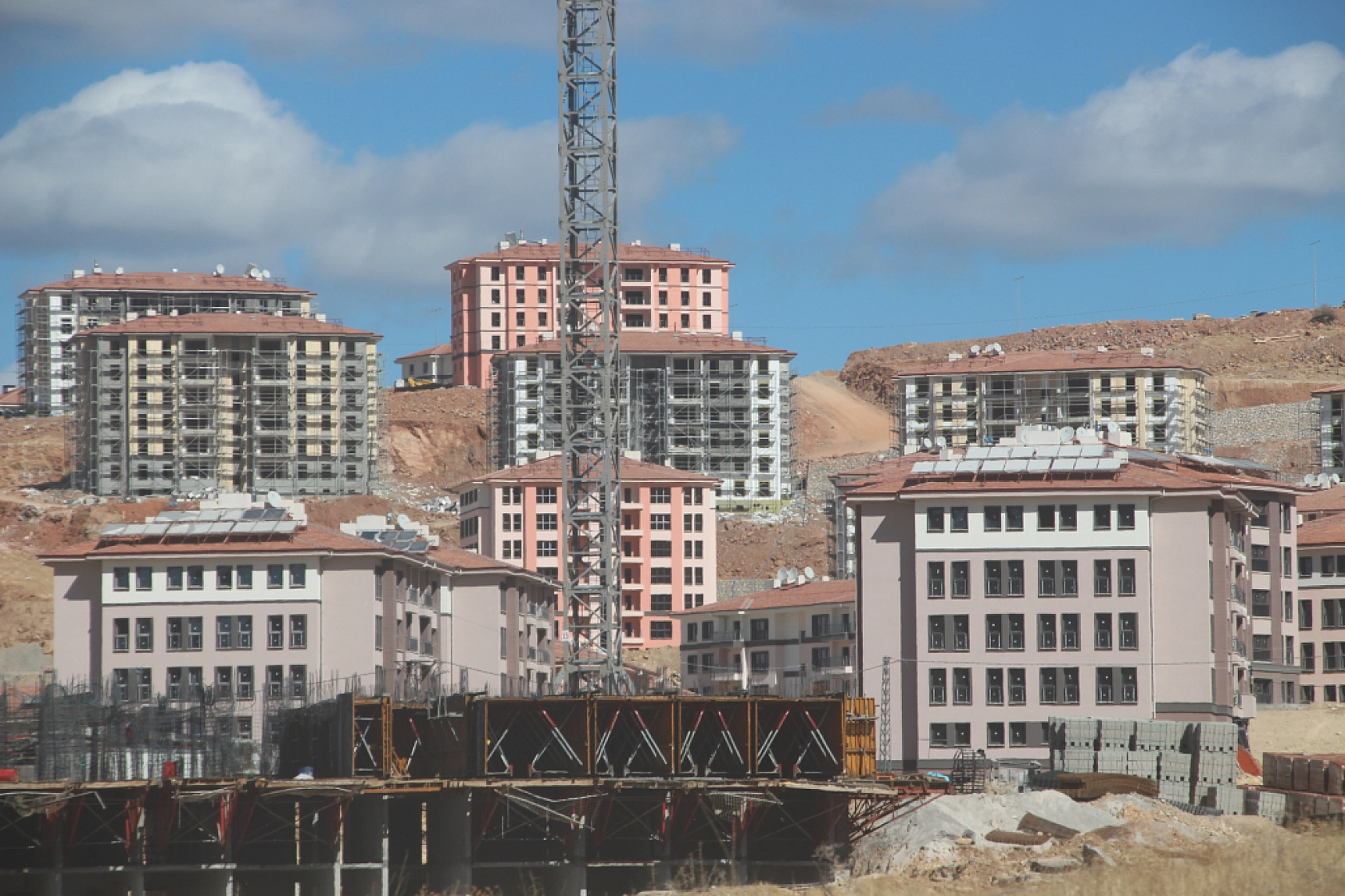 Malatya'da Sosyal Konutlar Hak Sahiplerine Teslim Ediliyor: 304 Konut Daha Hazır