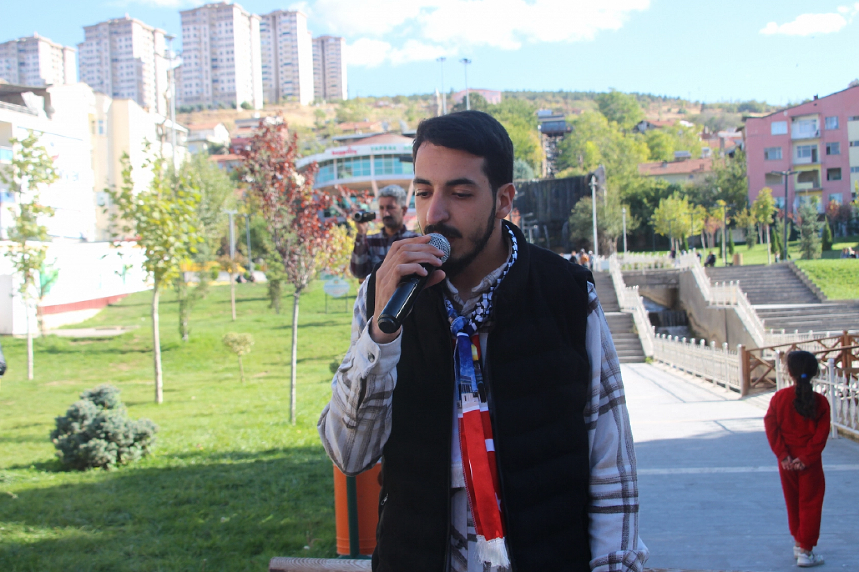 Binlerce Malatyalı  Şehit Yahya Sinvar İçin Haykırdı!