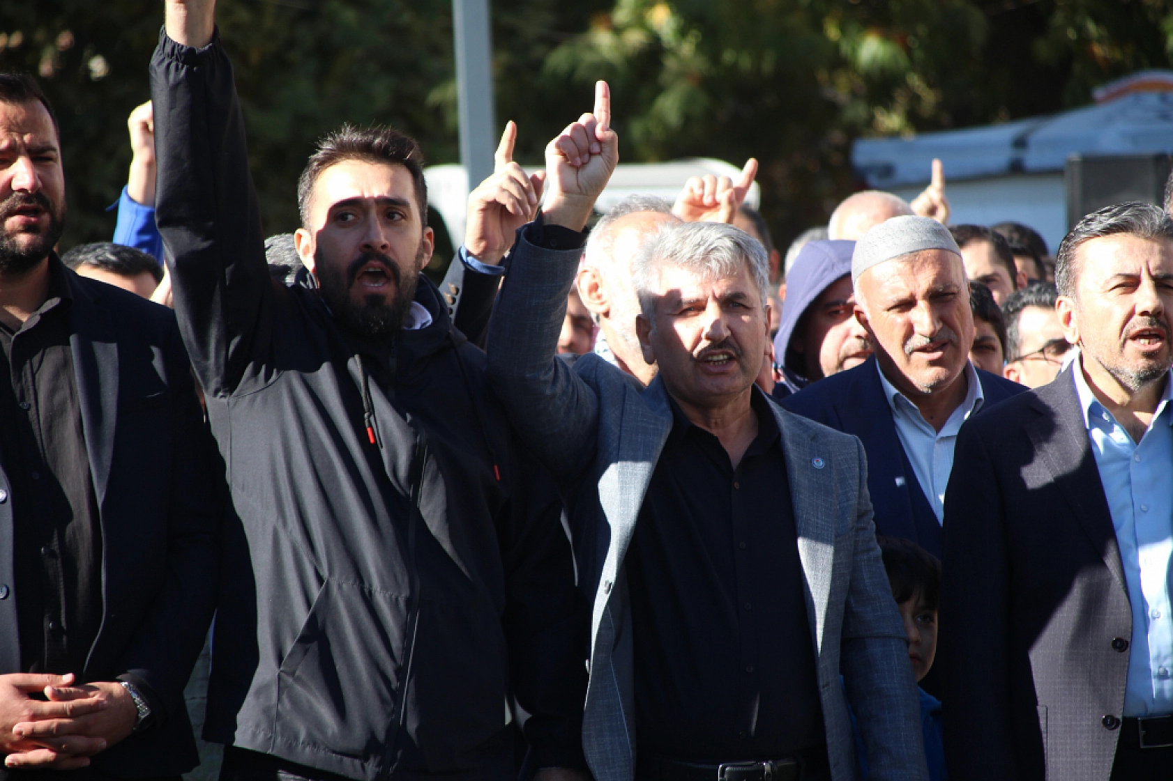 Binlerce Malatyalı  Şehit Yahya Sinvar İçin Haykırdı!