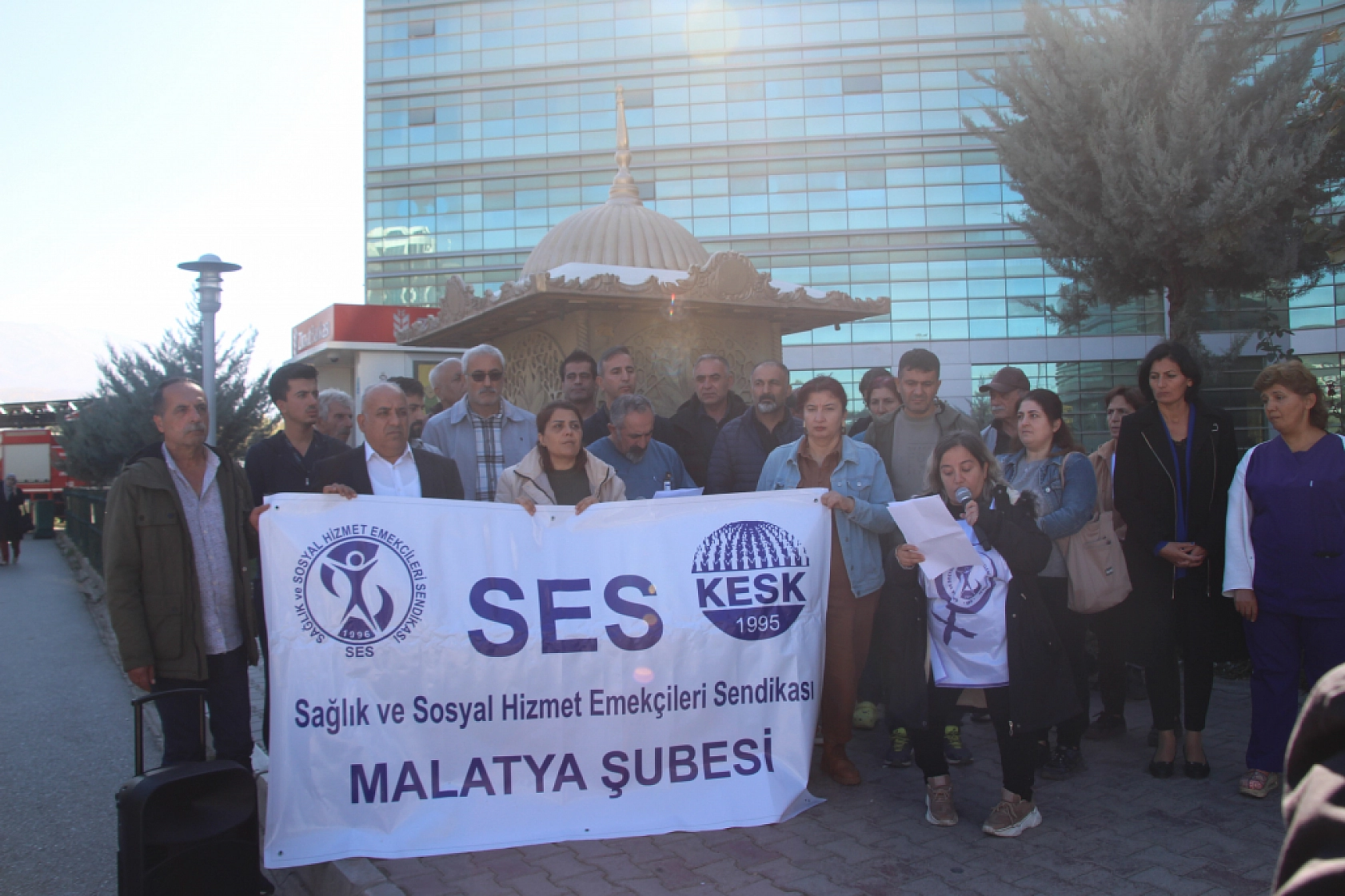 Kaplan: 'Hastaların Geleceği Tehlikede!'