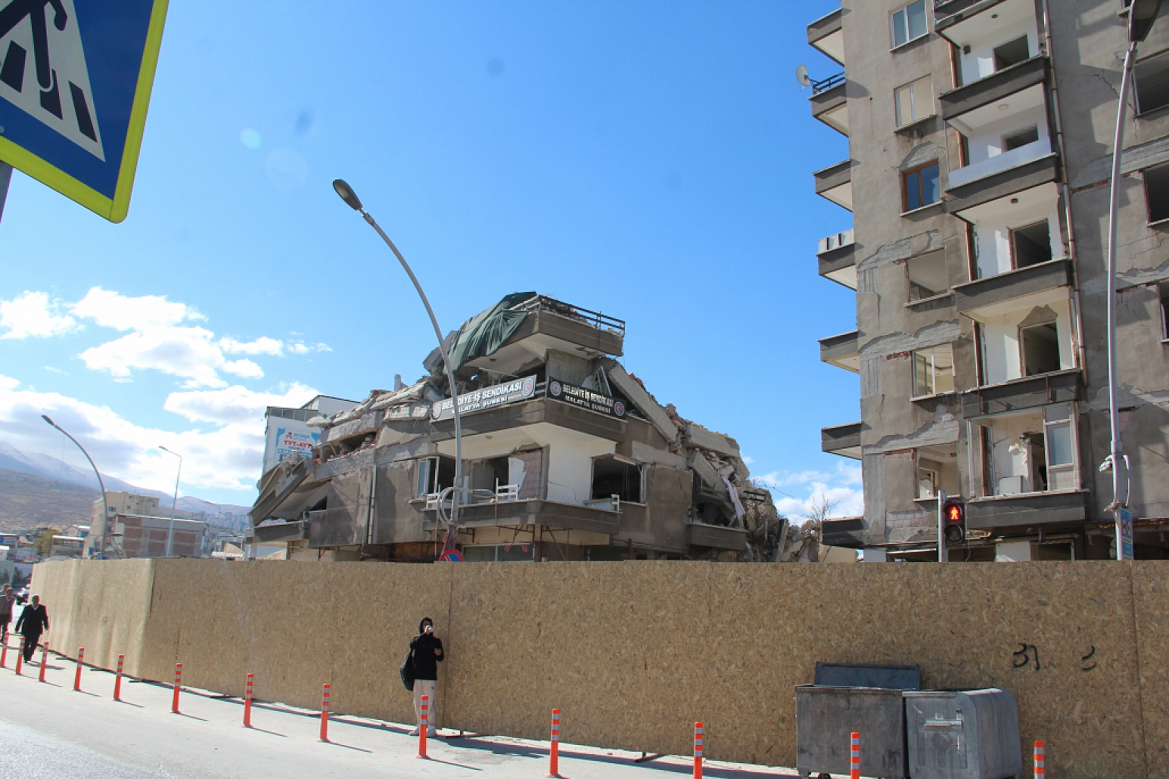 Malatya'da 19 Ay Tehlike Saçtı: Rezerv Alana Dâhil Olunca Yıkıldı!