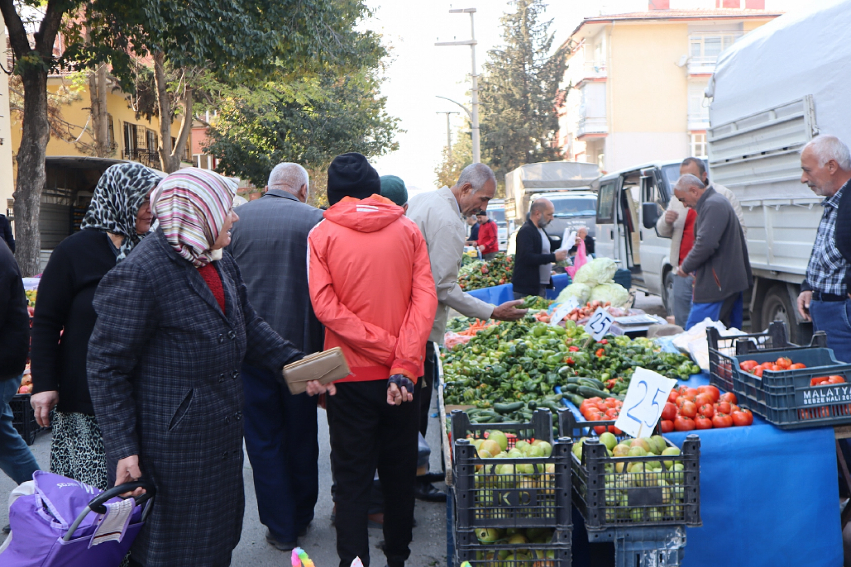 Malatya'da Pazar Fiyatları da Vatandaşın Ceplerini Yakıyor!