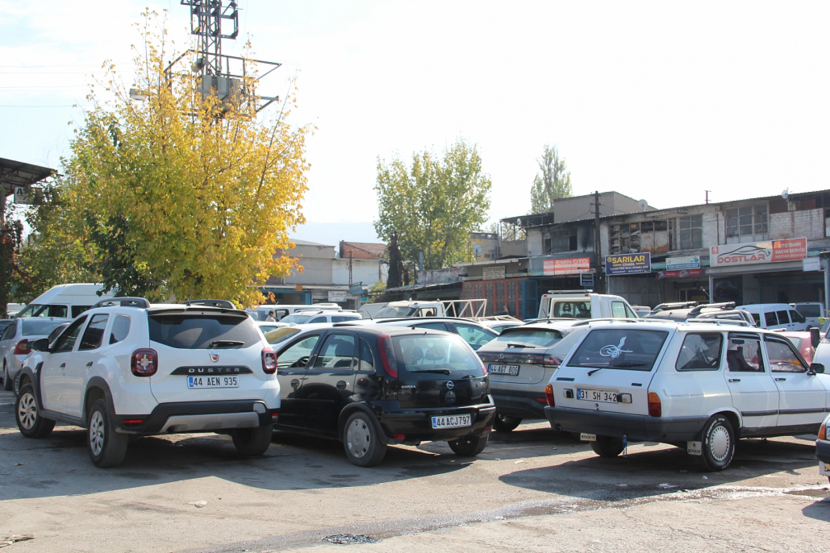 Oto Tamir Fiyatı Cüzdanı Zorladı: Vatandaş Tamir Ettiremediği Aracını Satıyor!