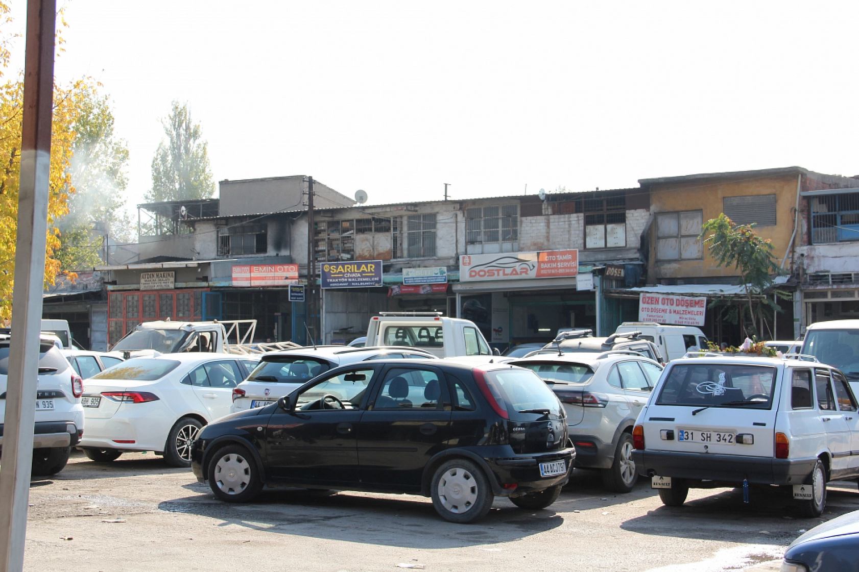 Oto Tamir Fiyatı Cüzdanı Zorladı: Vatandaş Tamir Ettiremediği Aracını Satıyor!