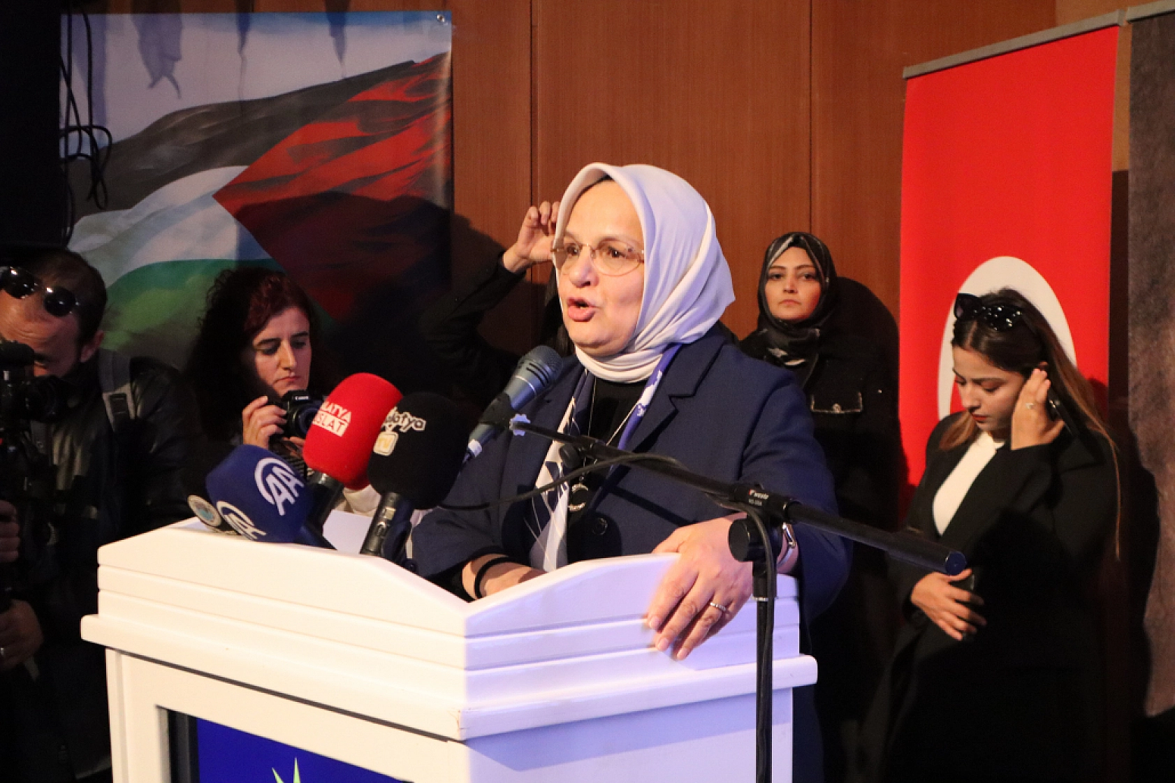 AK Parti Seçime Gitti! İnanç Güven Tazeledi! İşte Yeni Yönetim Listesi...