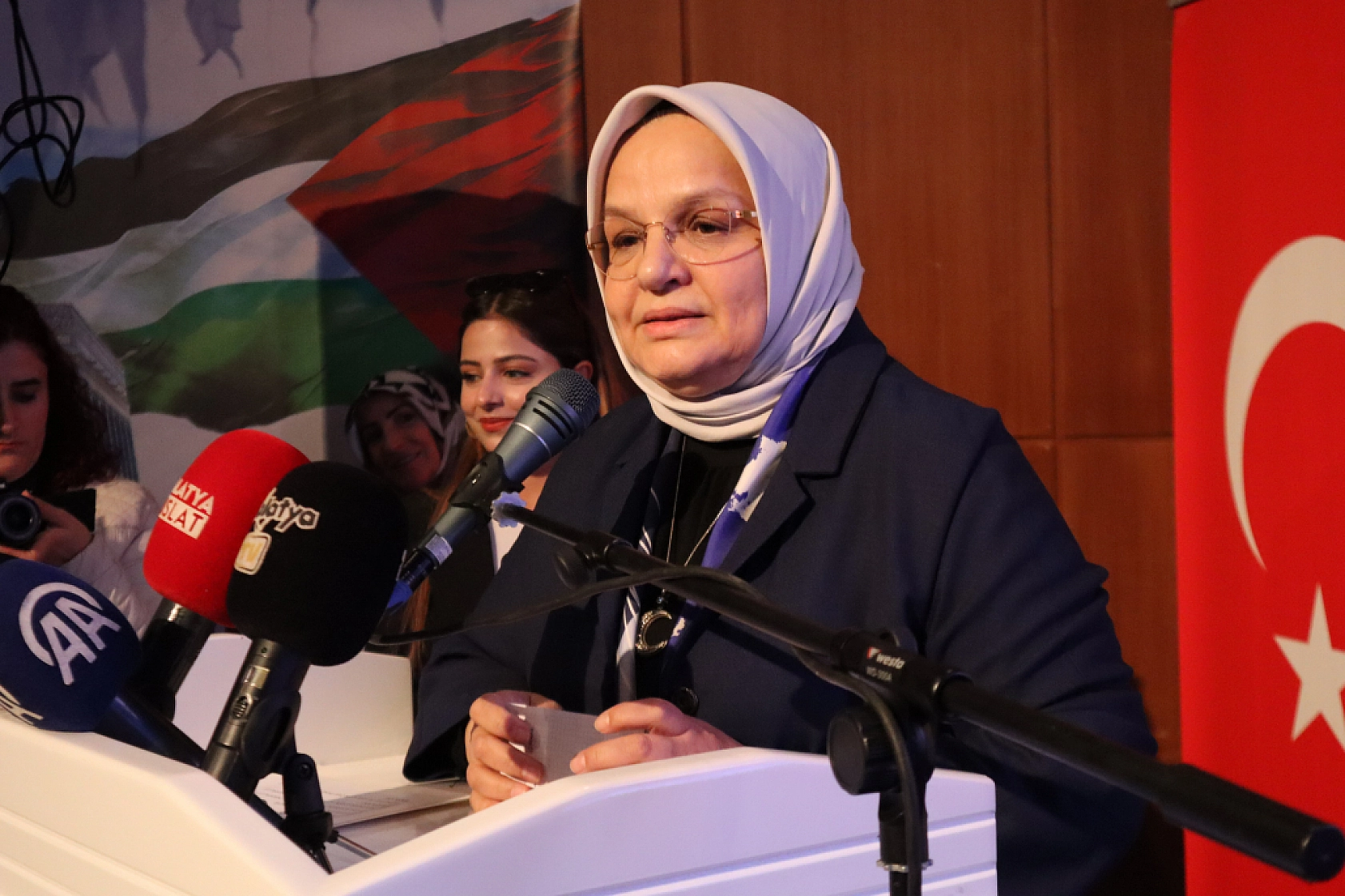 AK Parti Seçime Gitti! İnanç Güven Tazeledi! İşte Yeni Yönetim Listesi...